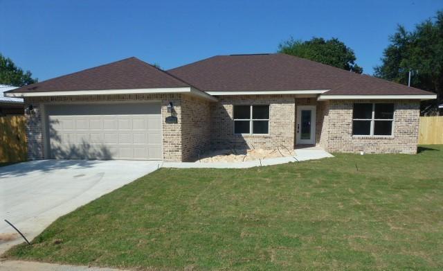 HEAR YE, HEAR YE,SELLER WILL ASSIST WITH CLOSING COST. Ready for Move-In October 2017!! YES,THIS STAR QUALITY, CUSTOM BUILT, ALL BRICK, SPLIT FLOOR PLAN,4 BEDROOM 2 BATH HOME,IS COMPLETE WITH AN ARRAY OF SPECIAL FEATURES ONE WOULD LOVE. MEDALLION TILE ENTRYWAY,IN LIVING/GREAT ROOM/DINING AREAS, NINE FOOT CEILINGS W/CROWN MOLDING. LIVING/GREAT ROOM TREY CEILING ACCENTED WITH ADDITIONAL CAN LIGHTING. BEAUTIFUL 48''in. WOOD DESIGN PLANK TILE FLOORING THROUGH-OUT THE ENTIRE HOME,YES BEDROOMS INCLUDED! HIGH BASE BOARDS, BEAUTIFUL ARCHED DOOR WAYS WITH FINISHED BULL NOSE CORNERS. CEILING FANS NOT ONLY IN LIVING/GREAT ROOM AND MASTER SUITE BUT ADDITIONAL BEDROOMS TOO! FULLY LOADED GALLEY KITCHEN IS EQUIPPED WITH STAINLESS STEEL APPLIANCES,CUSTOM BUILT CABINETS AND GRANITE . . COUNTER TOPS. HOP-UP BREAKFAST BAR ADDS THAT SPECIAL TOUCH WHICH OFF SETS DINING AREA/BREAKFAST NOOK AND KITCHEN. MASTER BEDROOM SUITE WITH TREY CEILING OFFER TRANQUIL OASIS WITH A TWO-AT-A-TIME PRIVACY BATHROOM DESIGN. CUSTOM MASTER BATH SHOWER, DOUBLE VANITY W/GRANITE COUNTER TOPS, ENCLOSED WATER CLOSET, AND  A LARGE WALK-IN CLOSET. LAUNDRY ROOM DOOR LEADS OUT TO FINISHED DOUBLE CAR GARAGE W/GARAGE DOOR OPENER. THE DOUBLE FRENCH DOORS OFF GREAT ROOM LEADS OUT ONTO COVERED PATIO, AND FULLY SOD, PRIVACY FENCED BACK YARD EQUIPPED WITH AUTOMATIC SPRINKLER SYSTEM. THERE'S ALSO THE CUSTOM BUILT, ALL BRICK, PLANTER MAIL BOX . LOCATION IS CLOSE TO SHOPPING, THE BEACH, AND ONLY 2.3 MILES WEST OF HURLBURT FIELD AFB. YOU WON'T FIND A BETTER HOME FOR A BETTER PRICE! This One IS WORTH SEEING, AND WELL WORTH OWNING! AGAIN, WILL BE MOVE IN-READY ON or BEFORE 15 October  2017.