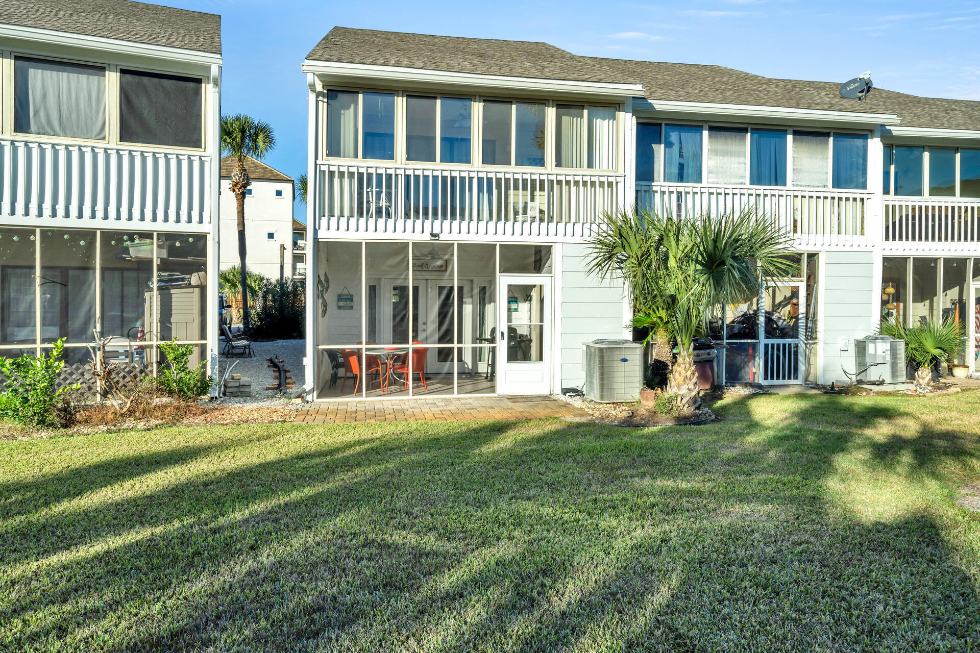 MISTY COVE TOWNHOMES PH II - Residential