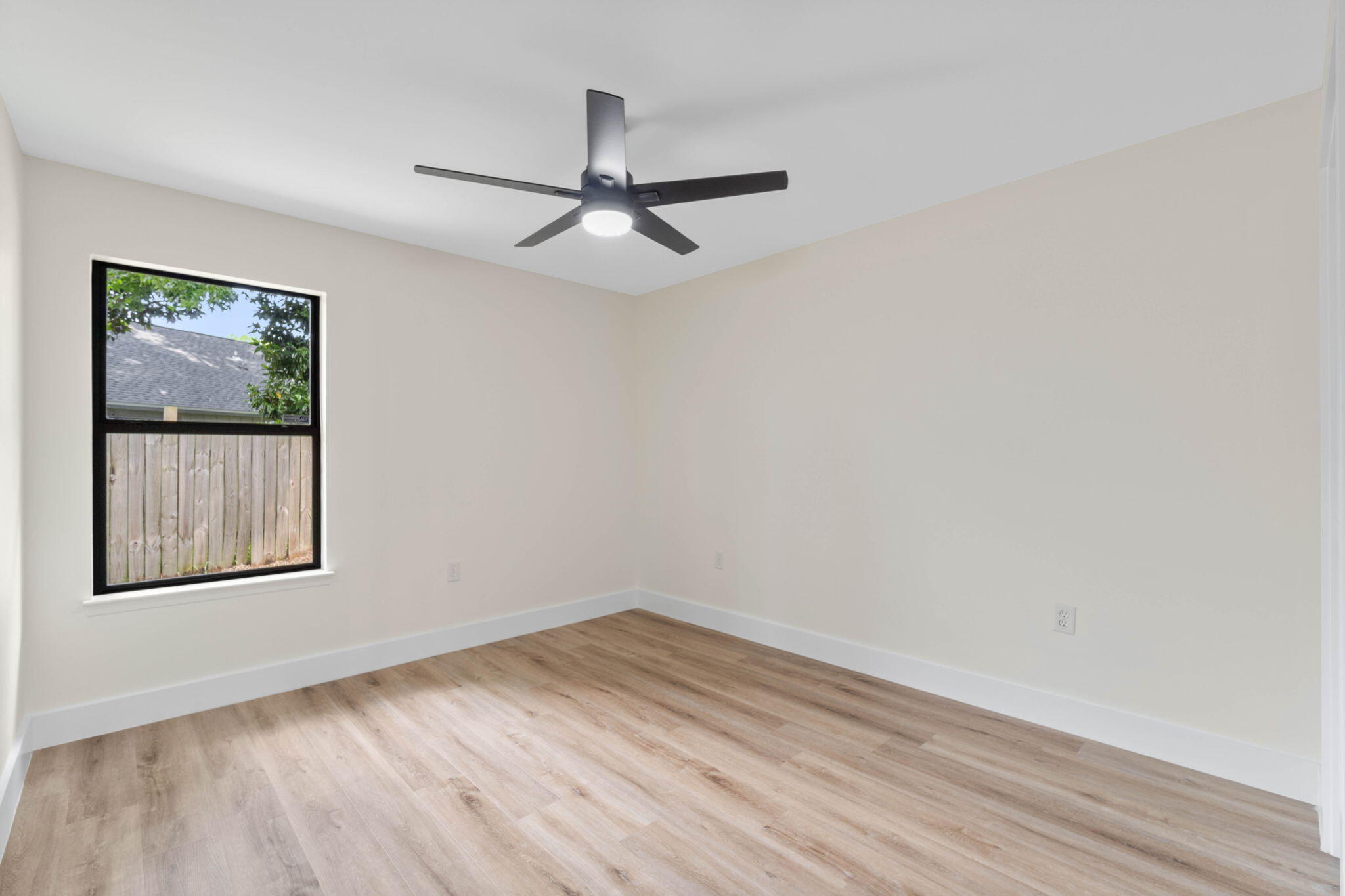 HIDDEN TRAILS PH 1 - Residential