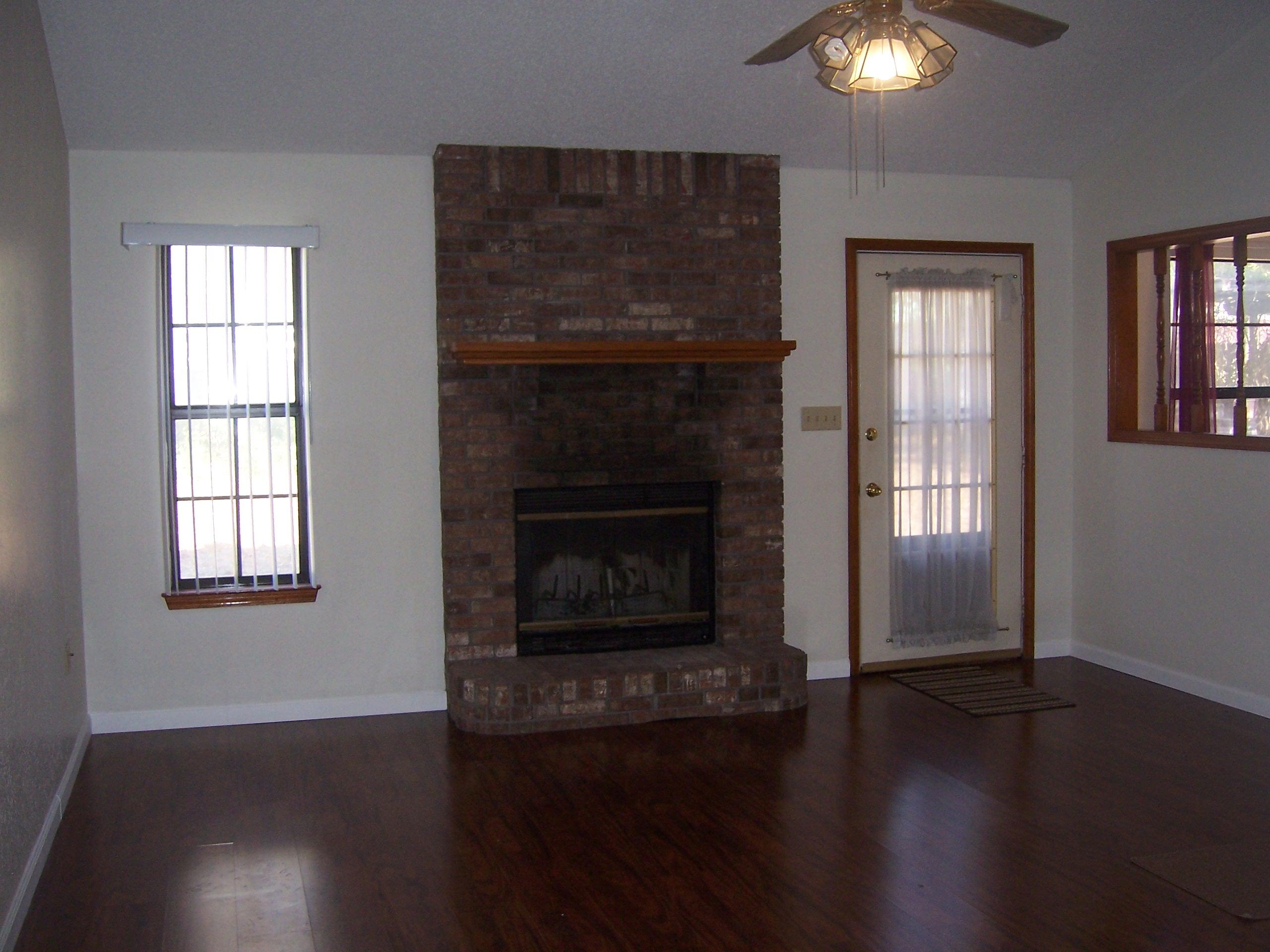 COUNTRYVIEW ESTATES 3RD ADDN - Residential