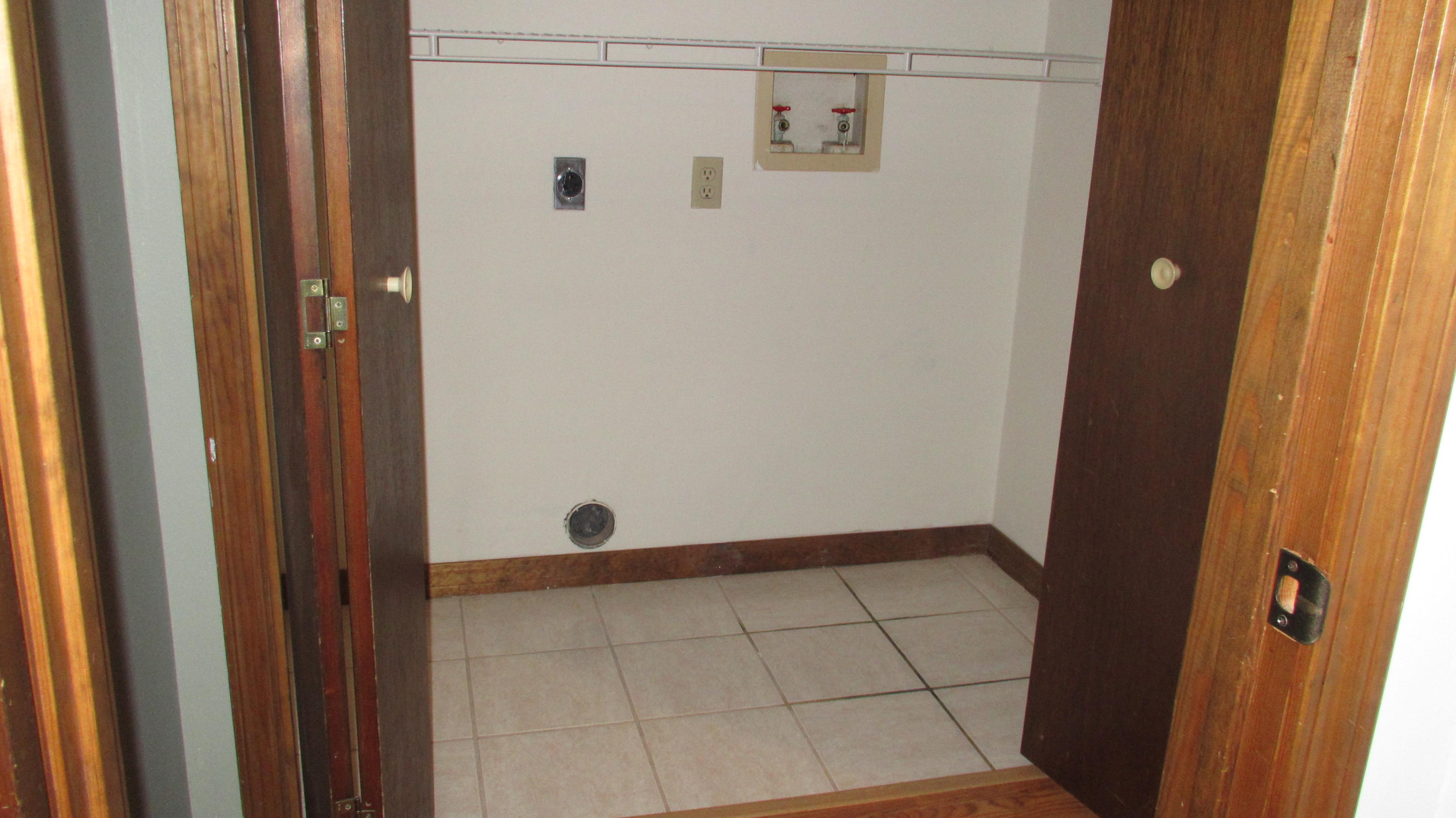 OLDE CYPRESS VILLAGE - Residential Lease