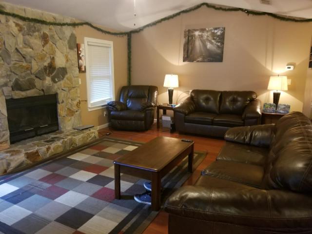 SOUTHVIEW ESTATES - Residential Lease
