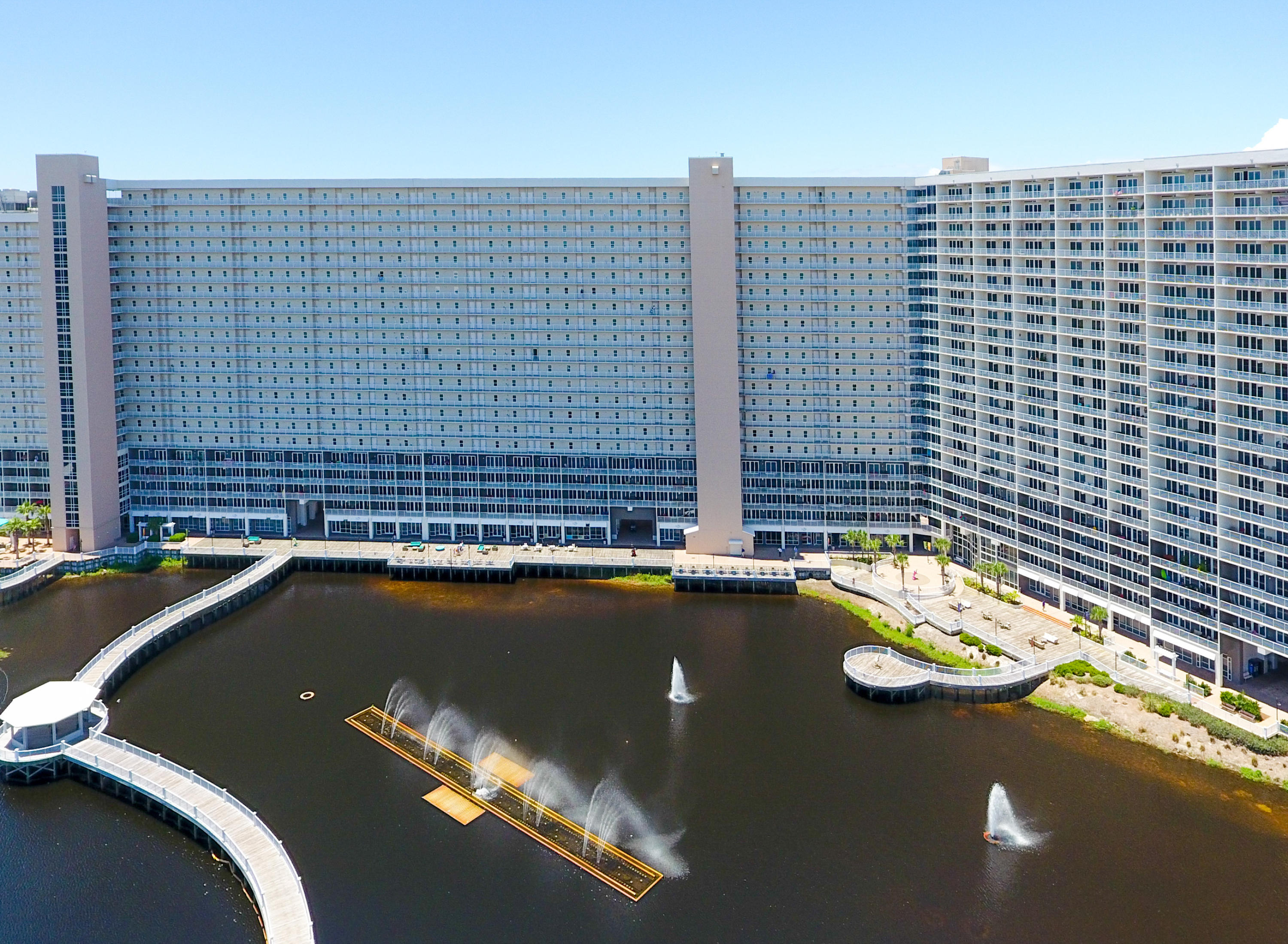 Laketown Wharf - Residential