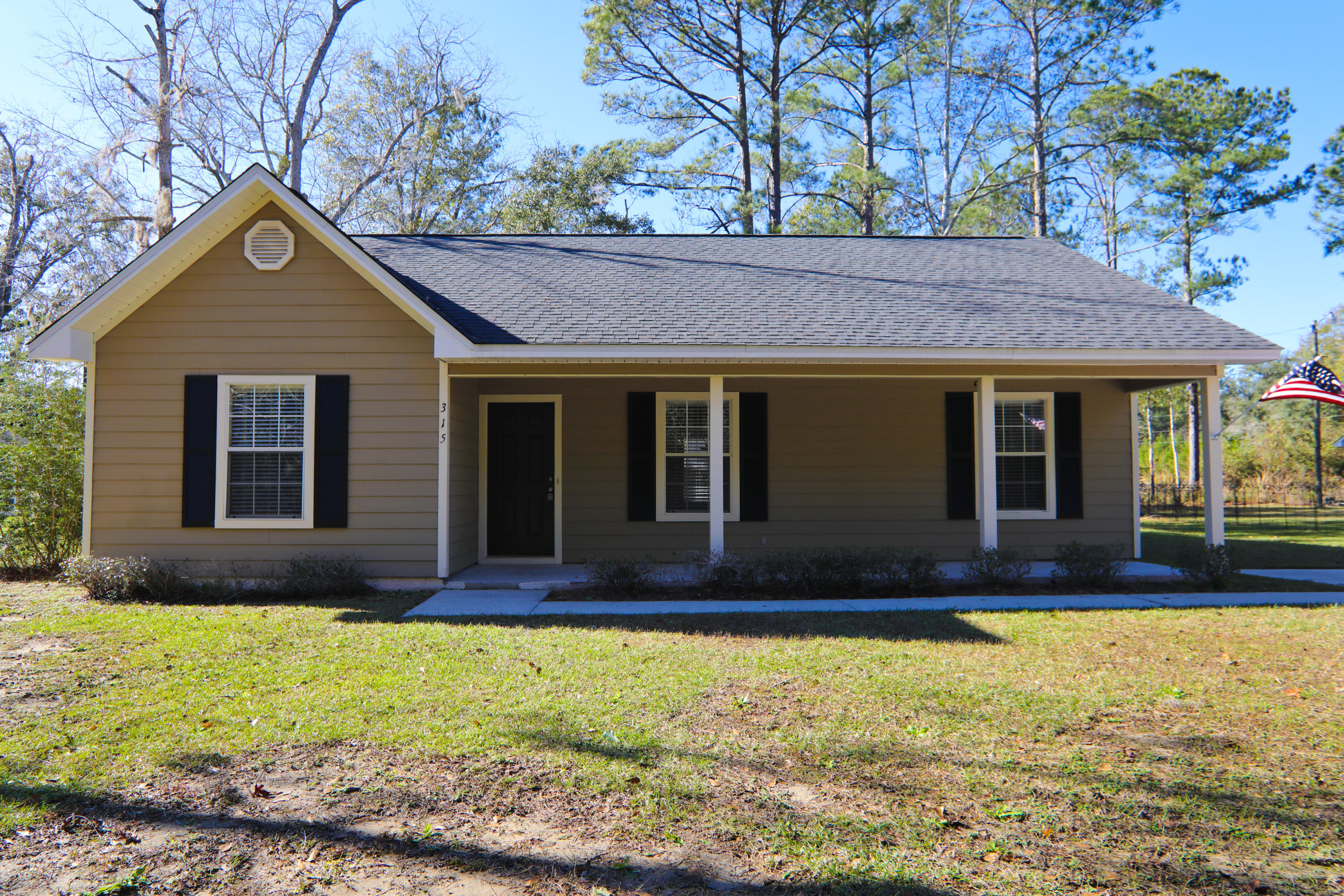 NO RECORDED SUBDIVISION - Residential