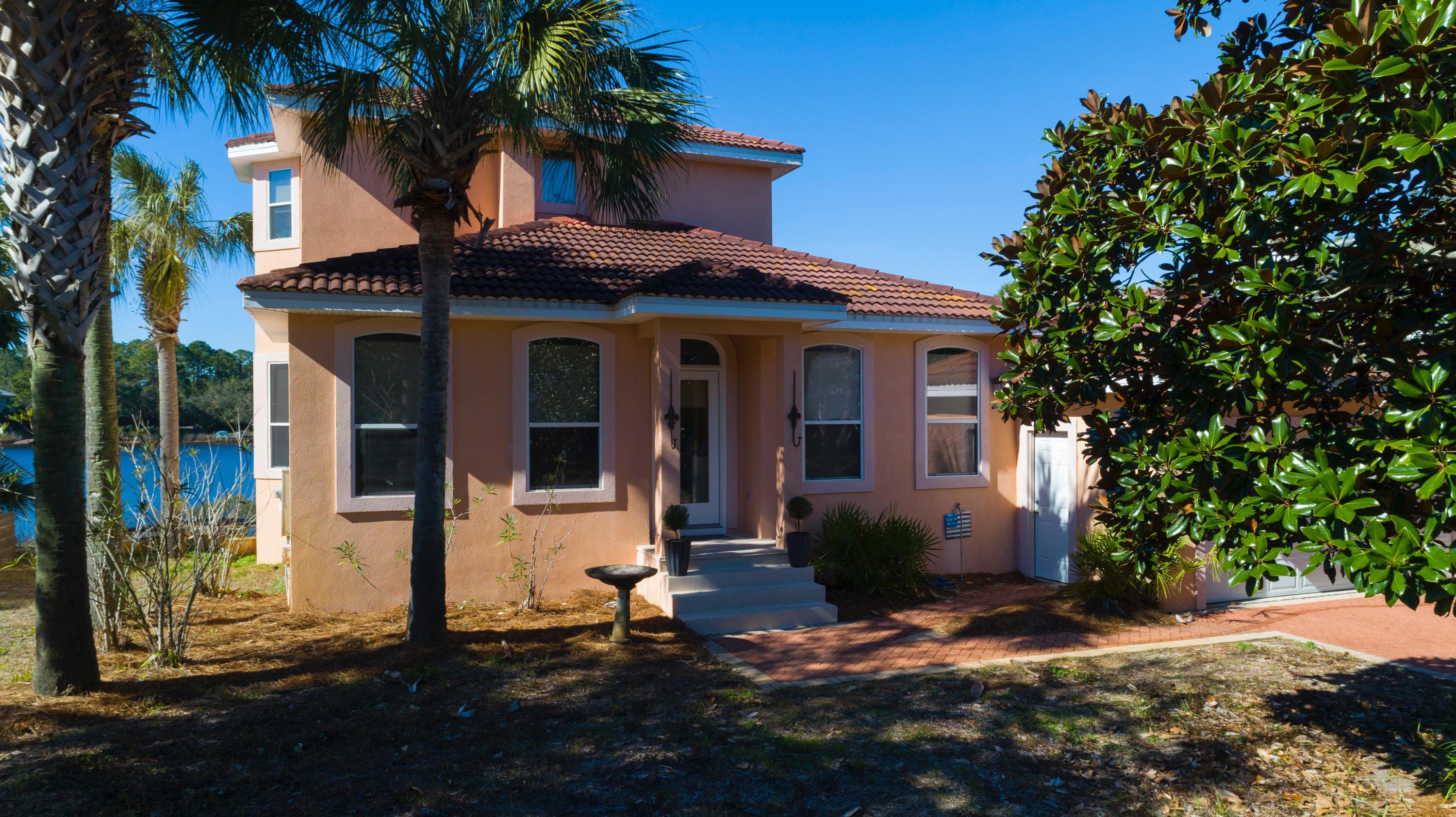 LAKEWOOD POINTE ESTATES - Residential Lease