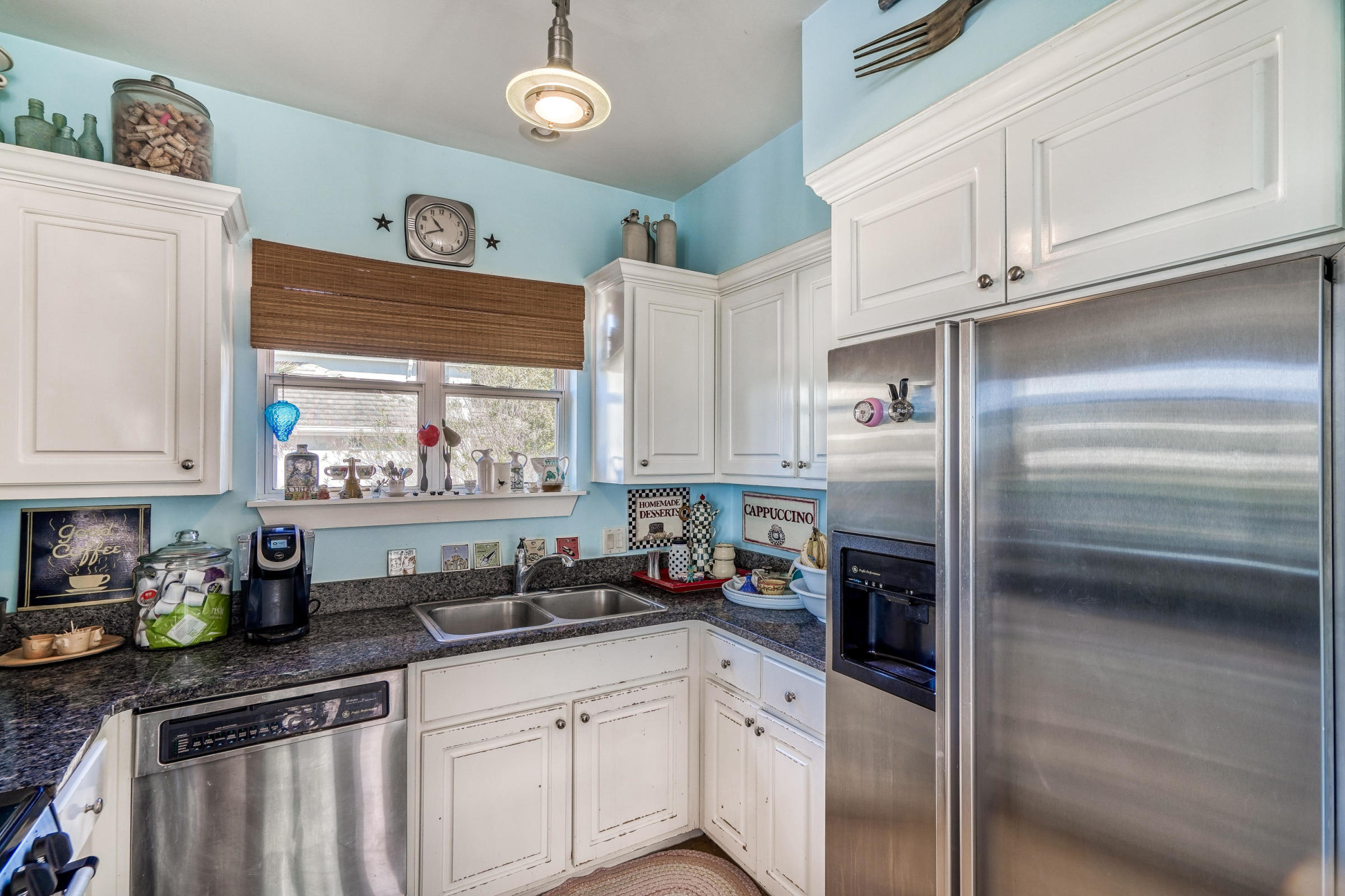 LAKEWOOD POINTE ESTATES - Residential Lease