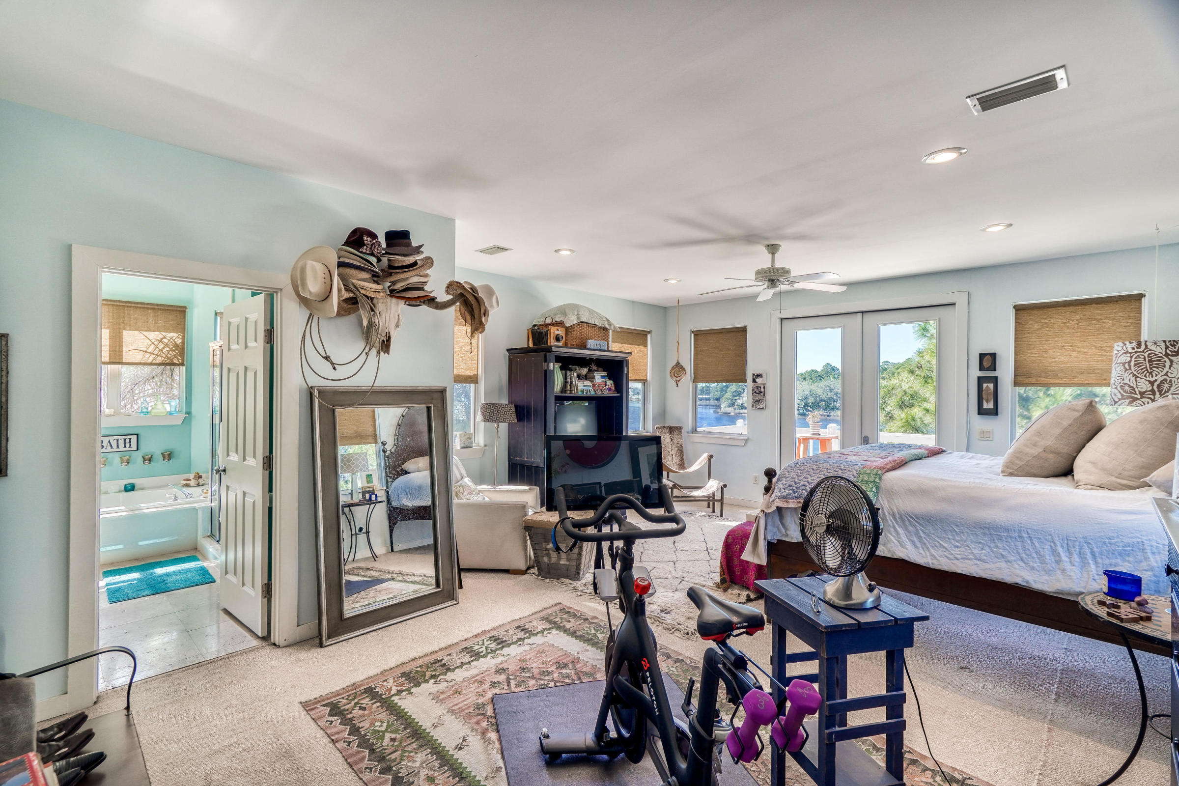 LAKEWOOD POINTE ESTATES - Residential Lease