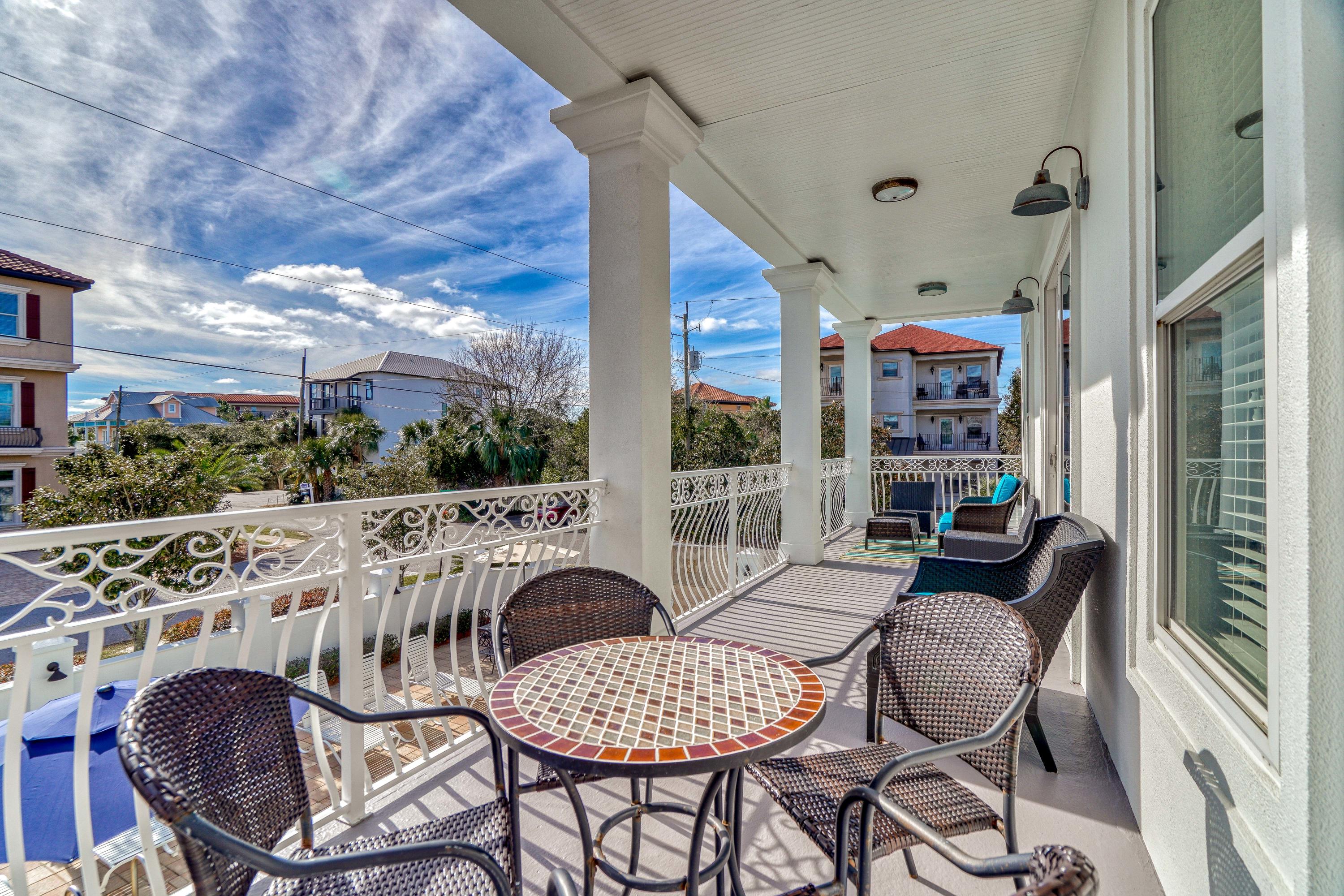 FRANGISTA BEACH 1ST ADDN - Residential