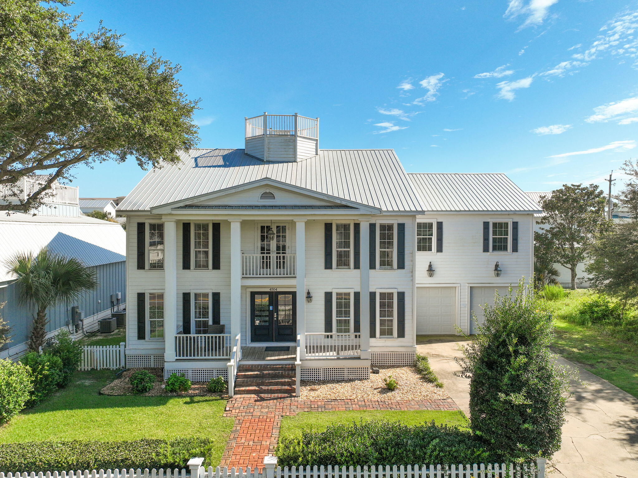 CRYSTAL BEACH - Residential