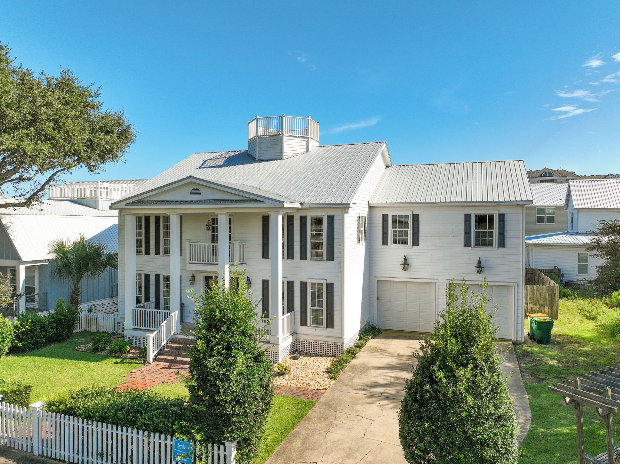 CRYSTAL BEACH - Residential