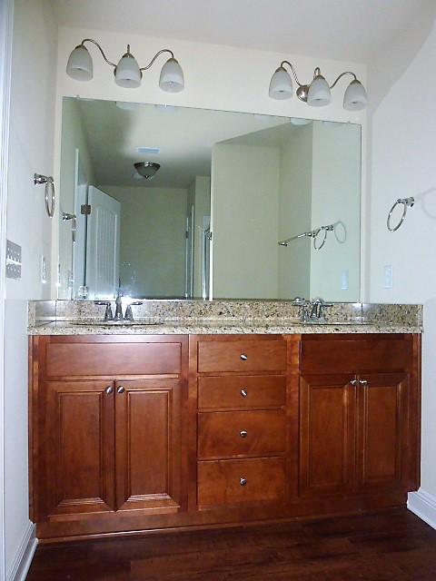 RESERVE POINTE - Residential
