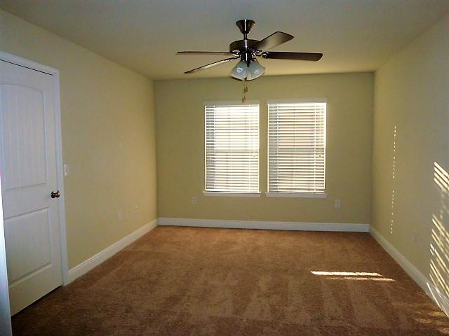 RESERVE POINTE - Residential