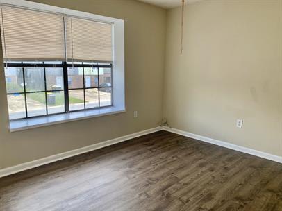 VIKING MANOR PH 1 - Residential Lease