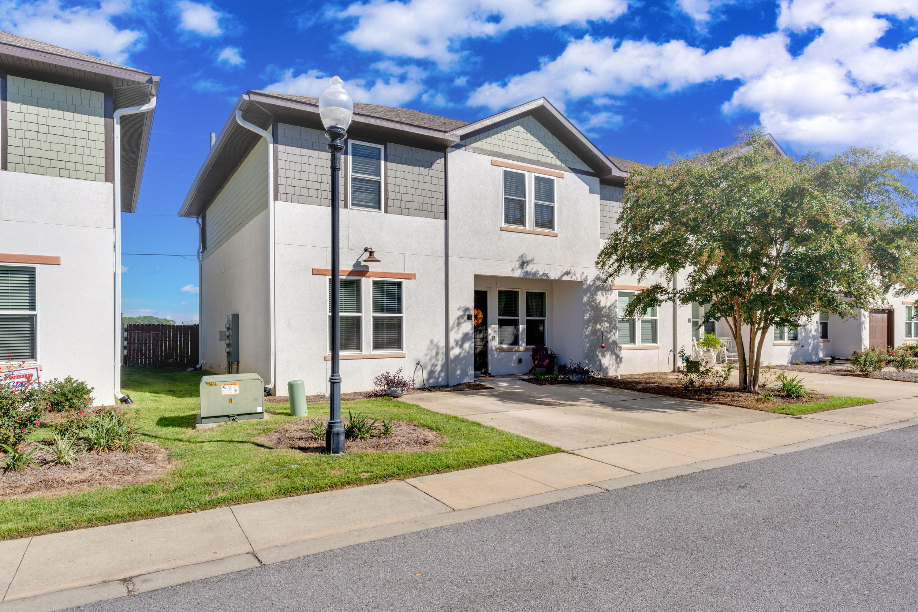 Destin Oaks - Residential Lease