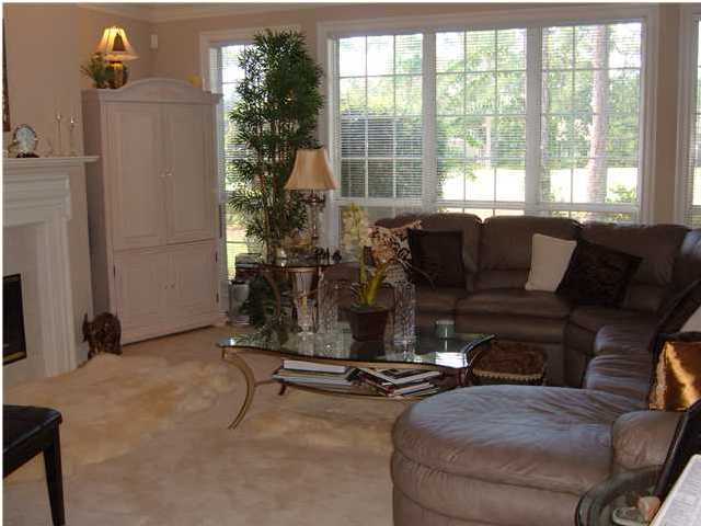 OAKMONT PLACE - Residential Lease