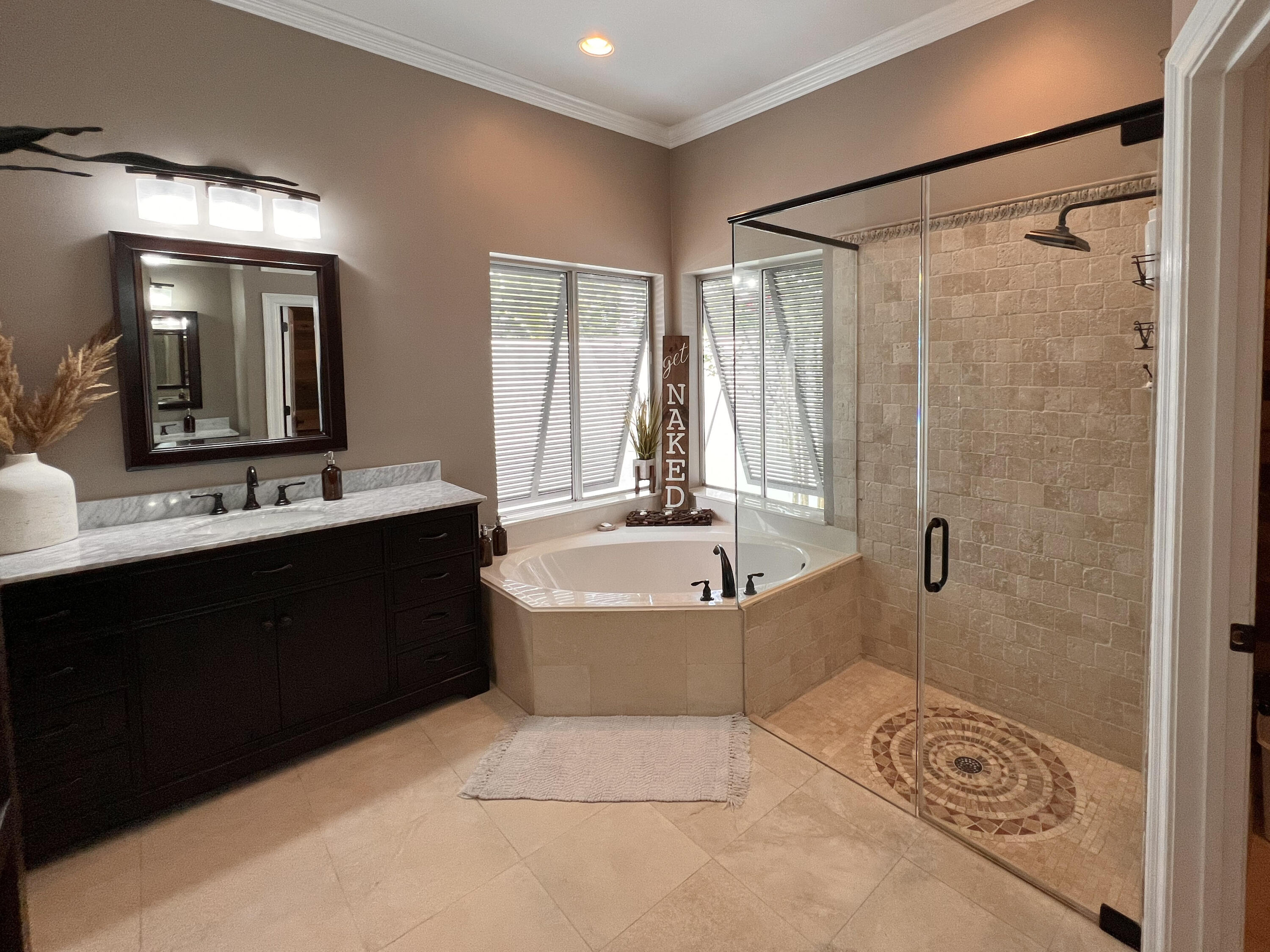 BAYWINDS GOLF EST PH 2 - Residential