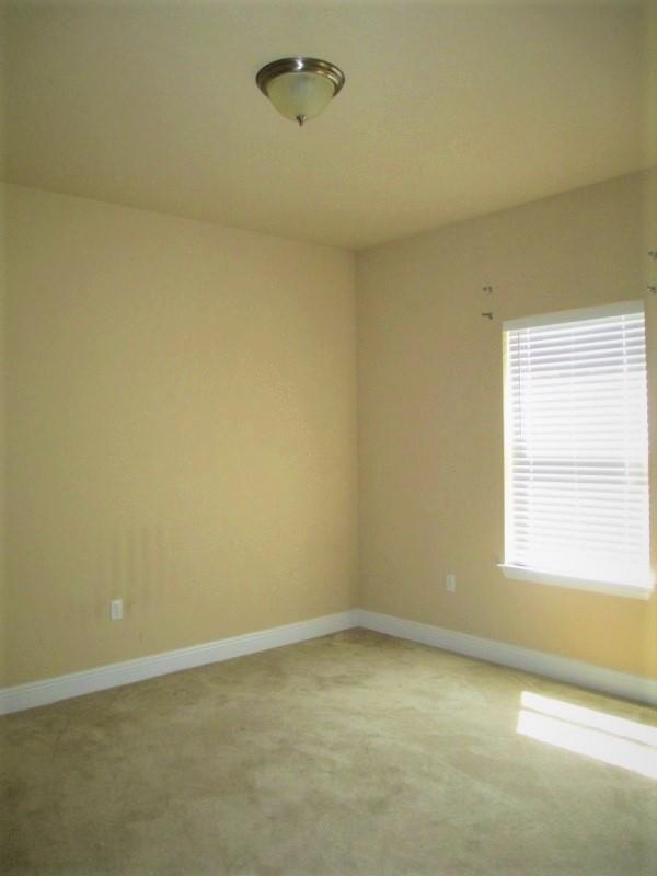FOX VALLEY - Residential