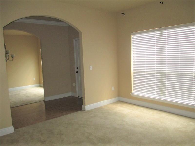 FOX VALLEY - Residential
