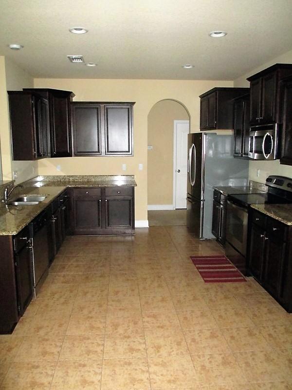 FOX VALLEY - Residential