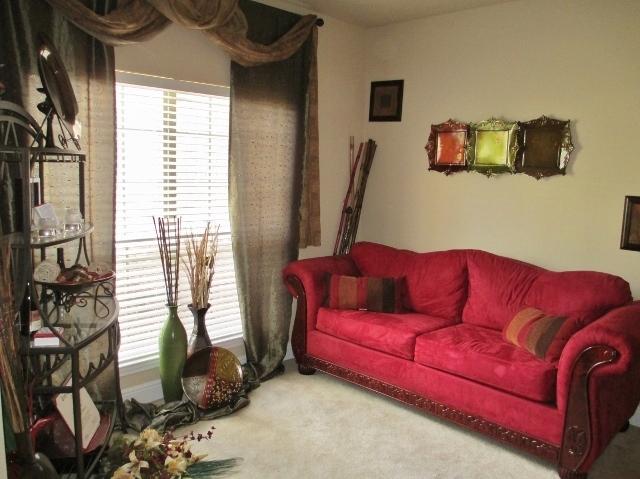 FOX VALLEY - Residential