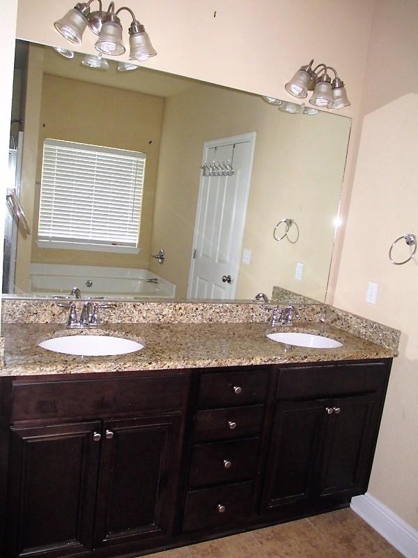 FOX VALLEY - Residential