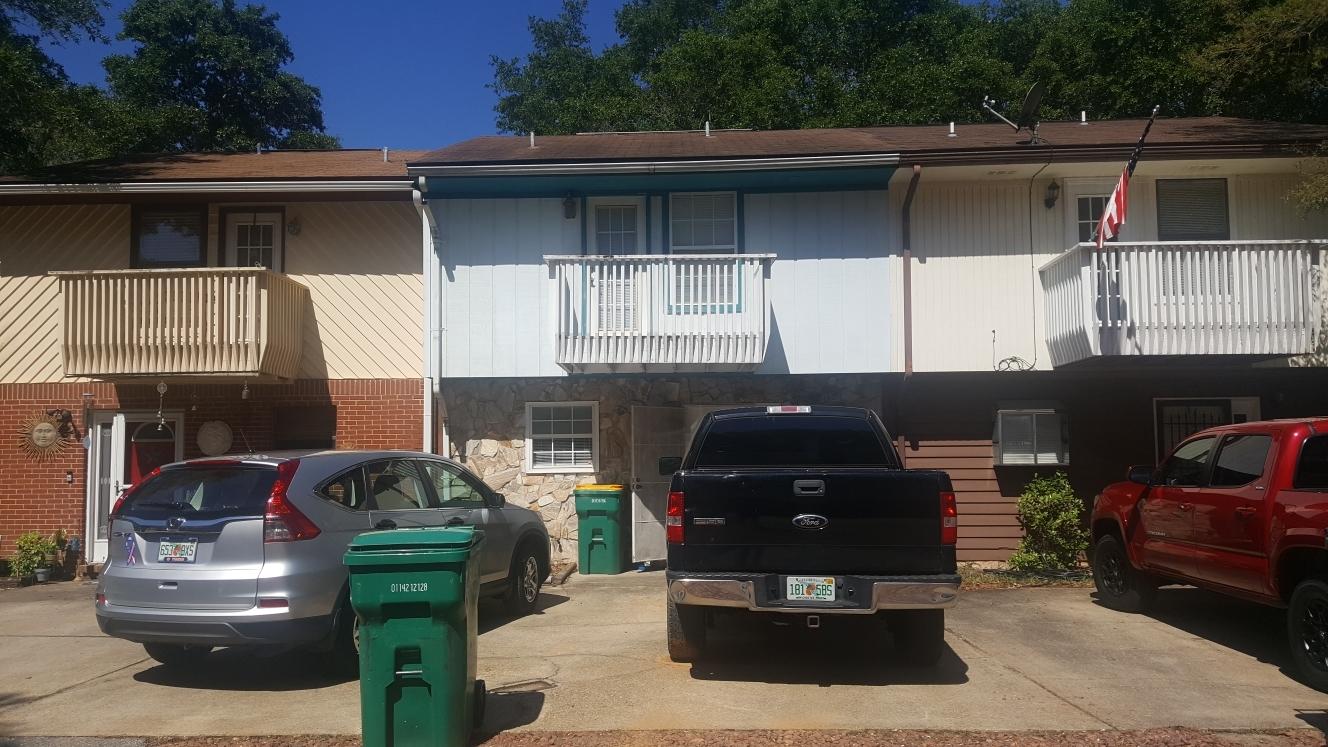 Spacious and upgraded townhome to include kitchen counters/applicances/light. Open floor plan for kitchen/dining/living areas and boasts a cozy wood burning fireplace. Owner will allow no more than one small dog under 25lbs. Please call our office to schedule a time to view.