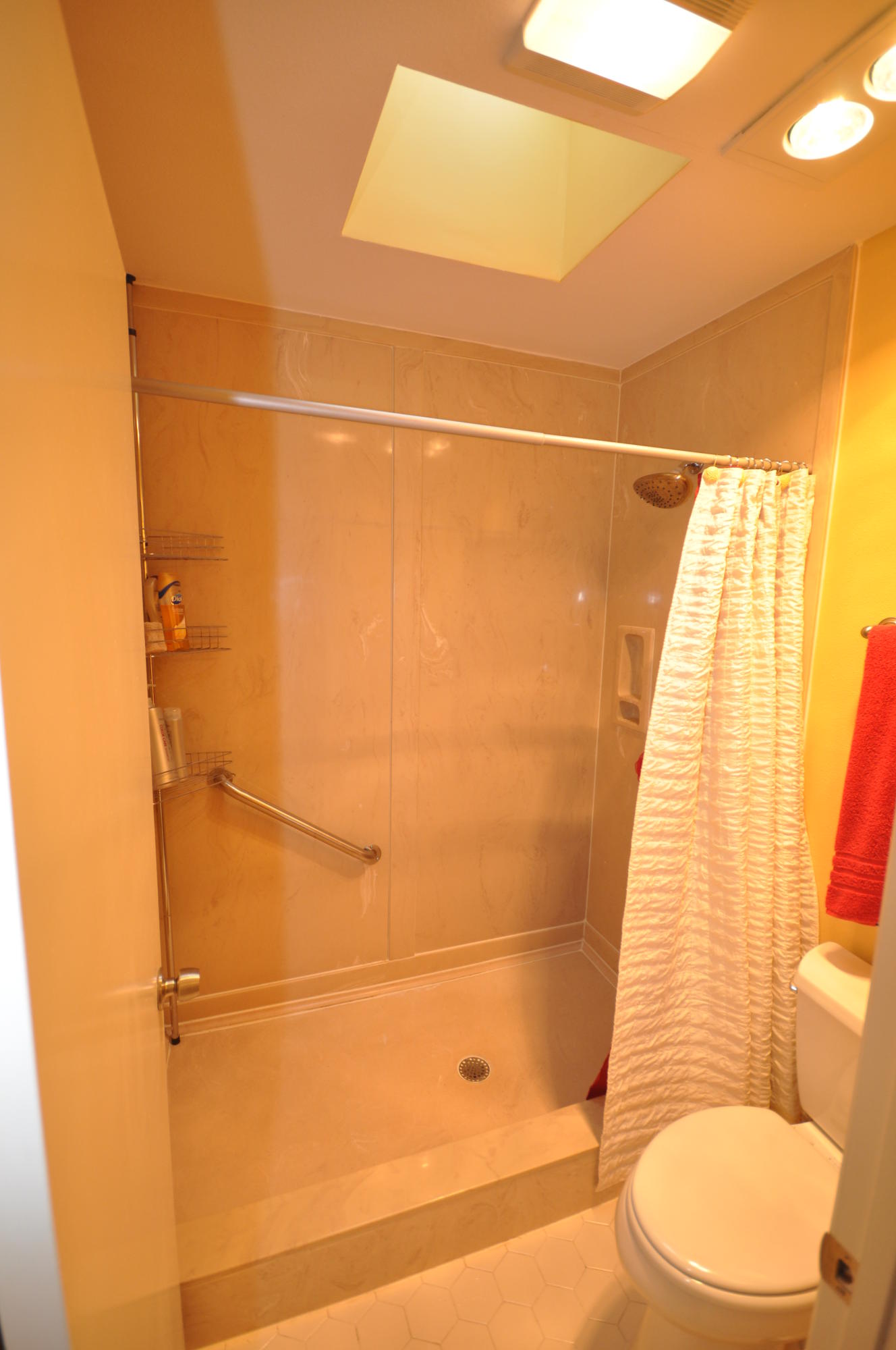 L'Atrium - Residential Lease