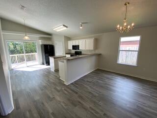 REDSTONE ESTATES - Residential Lease