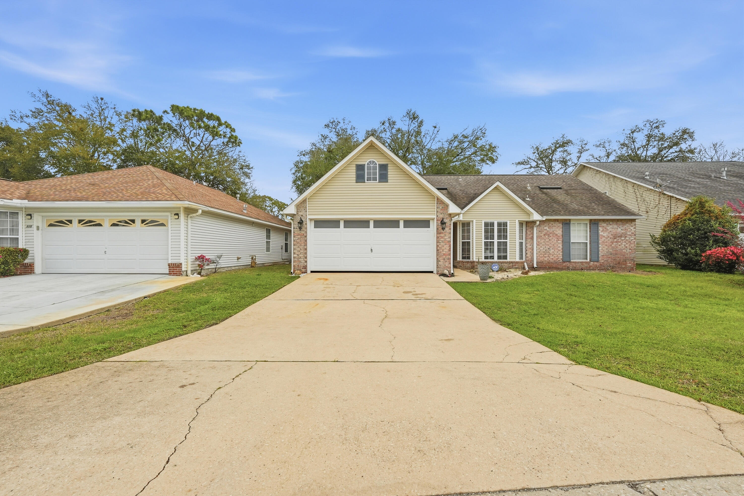 HUNTERS RUN S/D - Residential