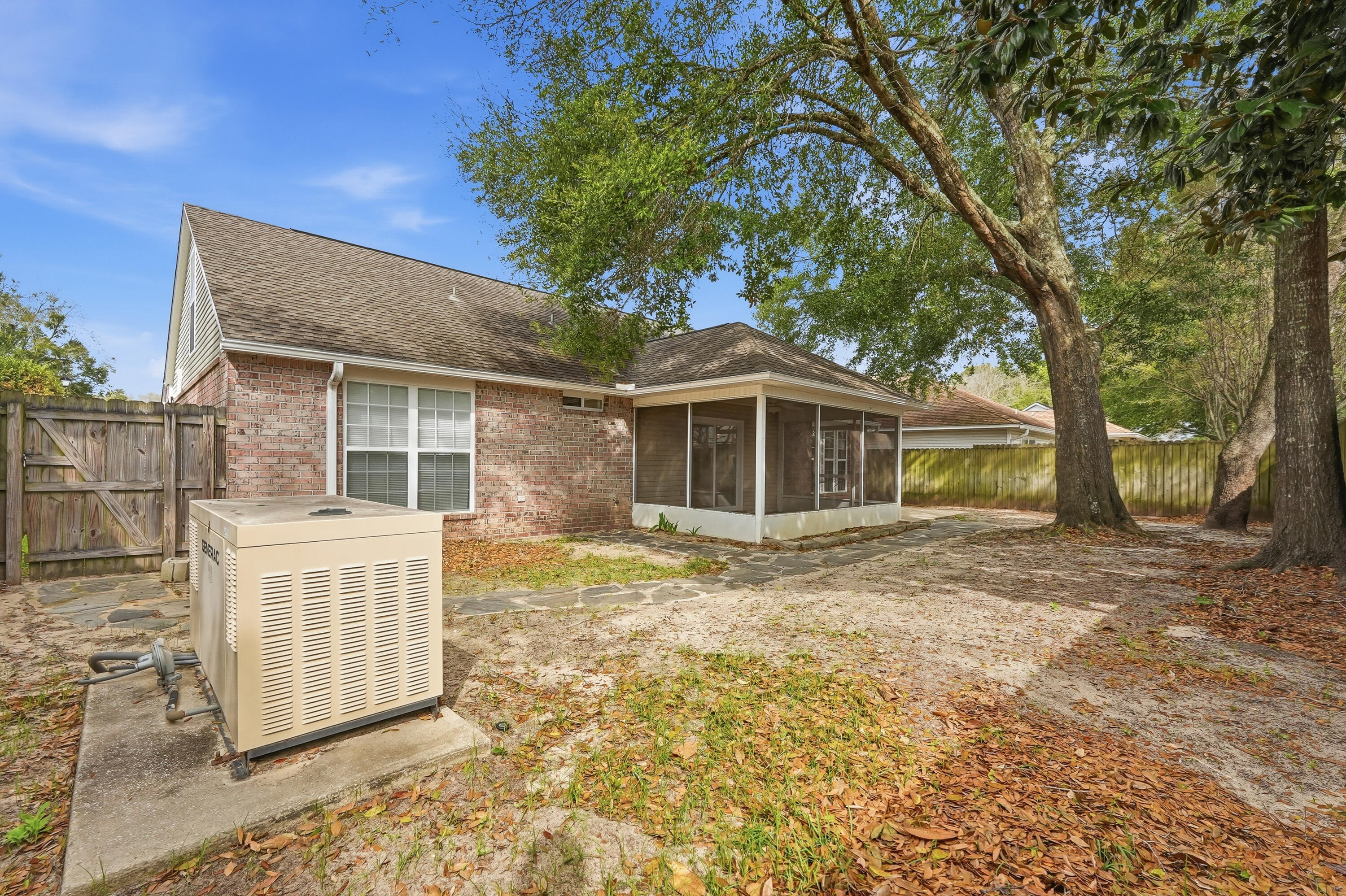 HUNTERS RUN S/D - Residential