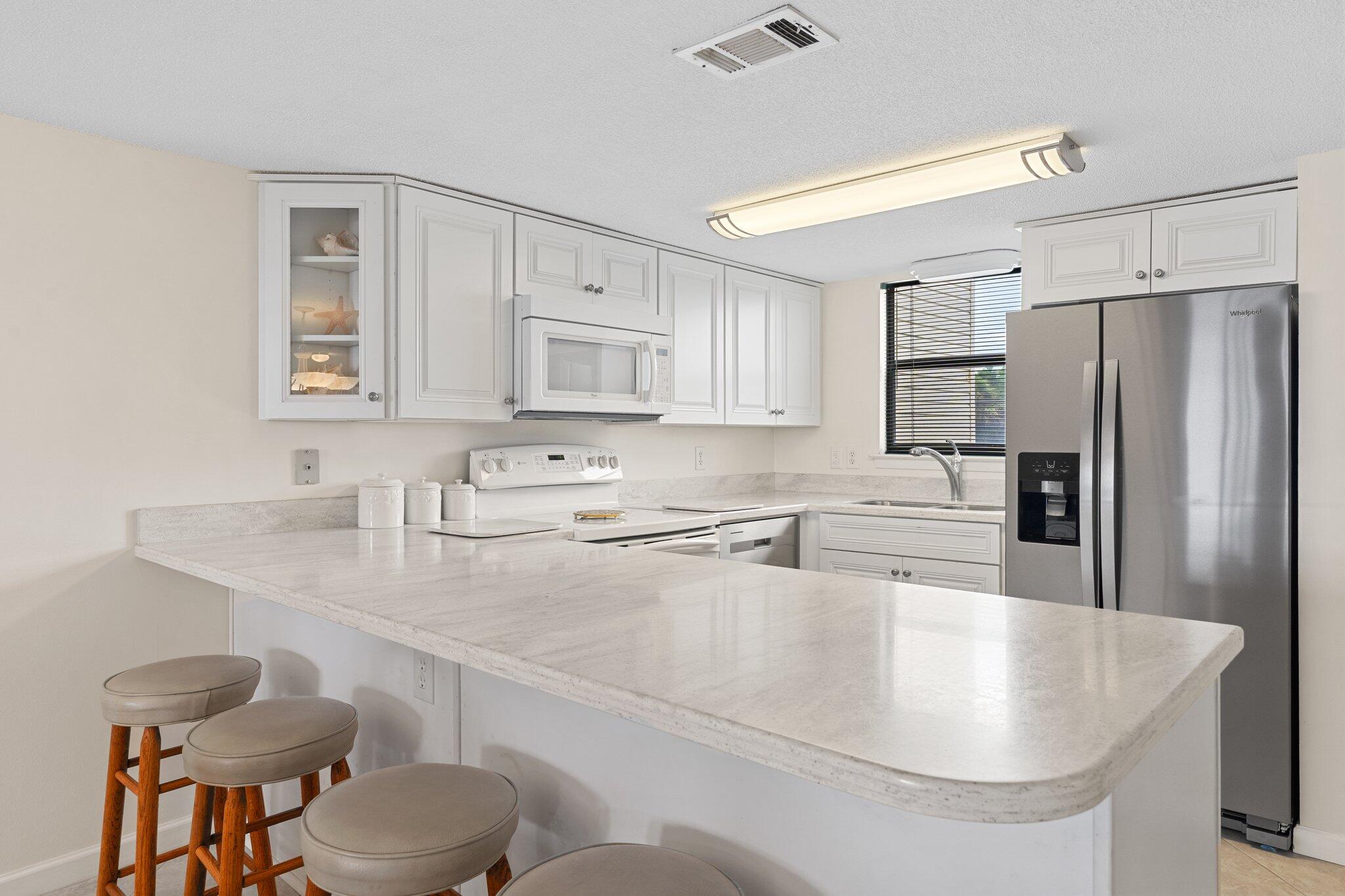 SAND PEBBLES T/H - Residential