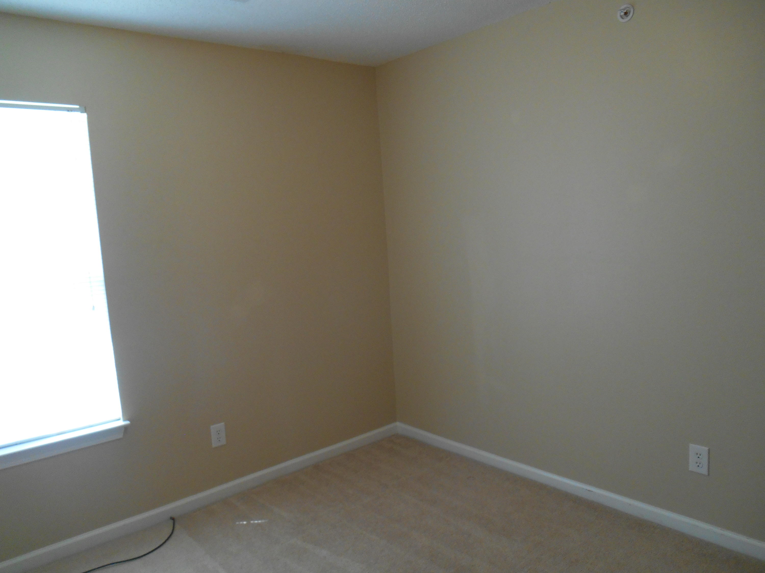 ROLLING PINES - Residential Lease