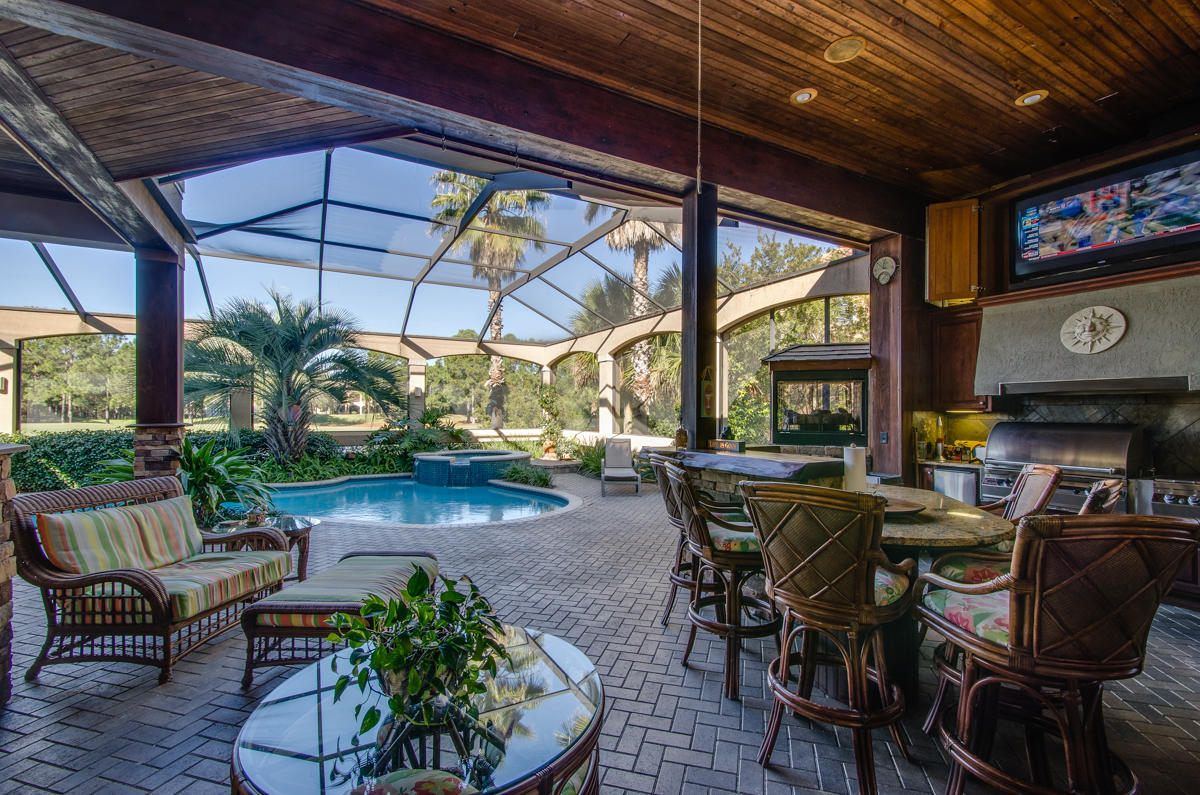BURNT PINE - Residential Lease