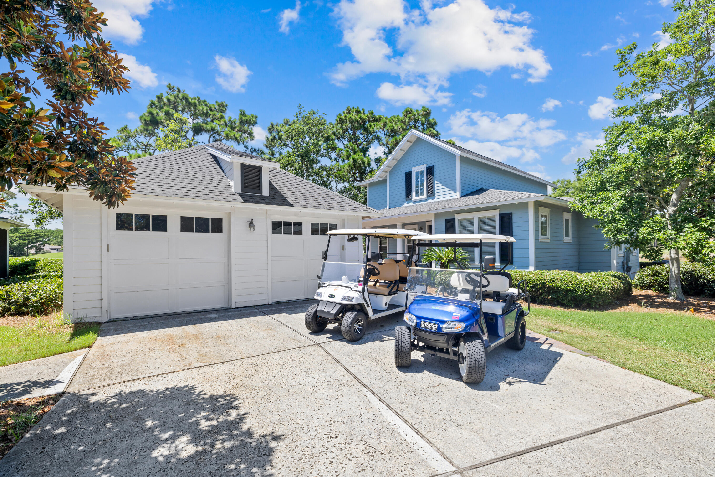 LAUREL GROVE - Residential