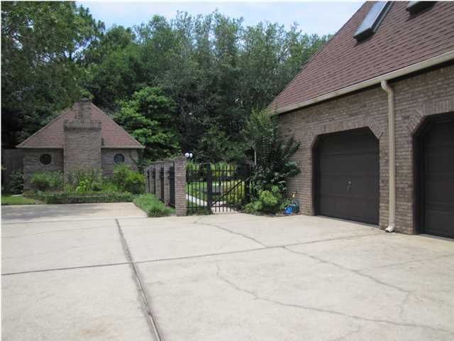 KENNEDY LAKES NORTH - Residential Lease