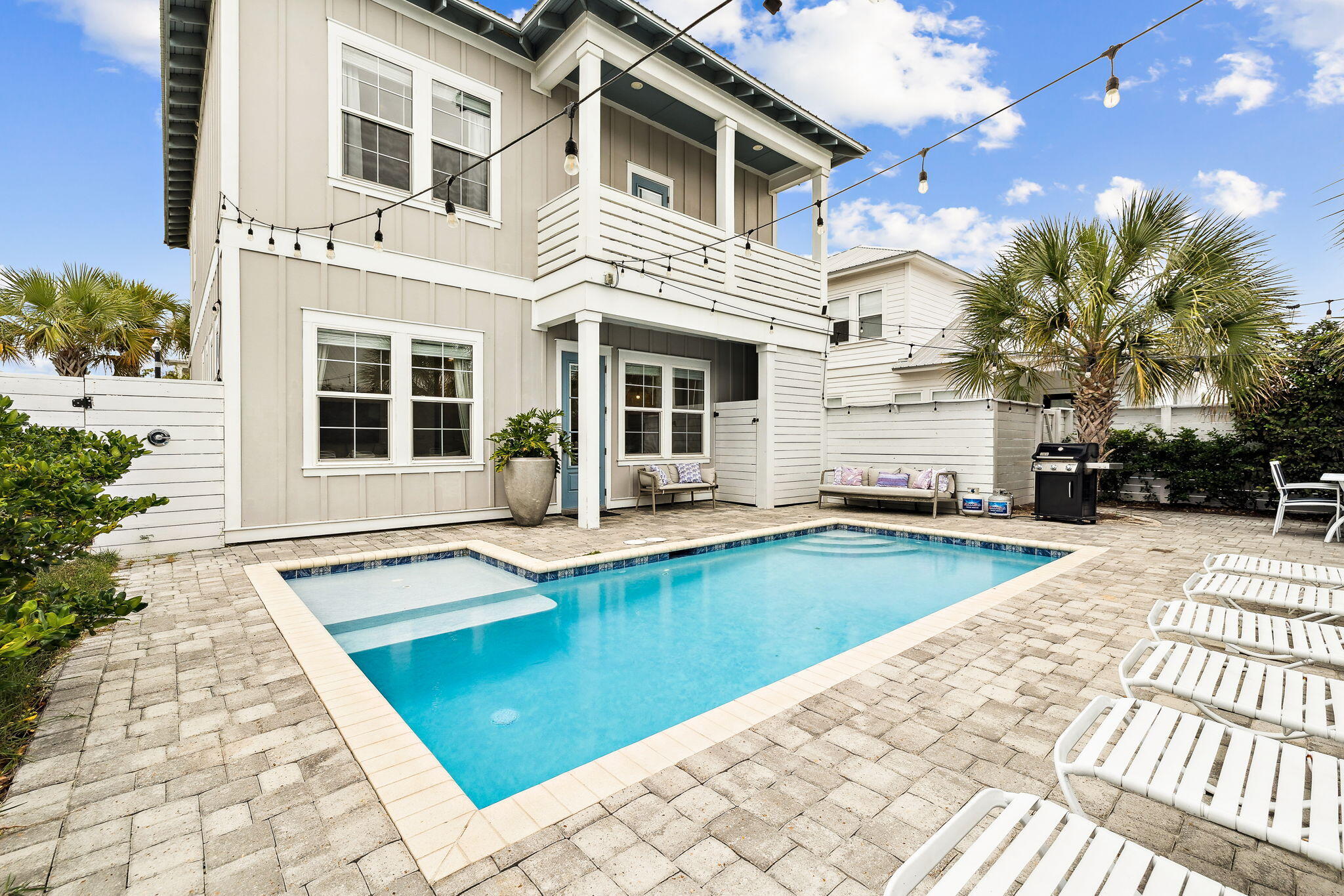 FRANGISTA BEACH 2ND ADDN - Residential
