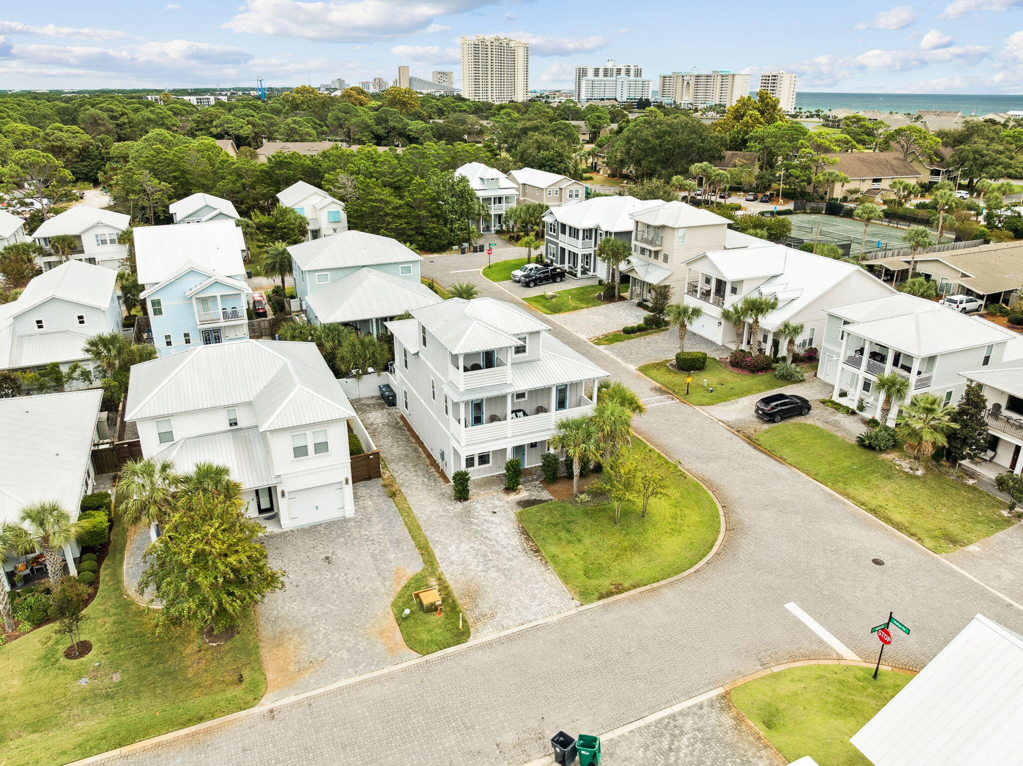 FRANGISTA BEACH 2ND ADDN - Residential