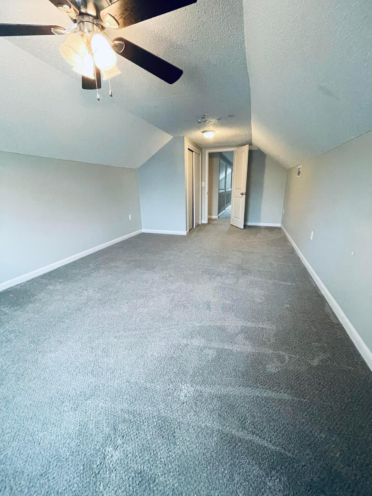 MARY ESTHER MANOR - Residential Lease