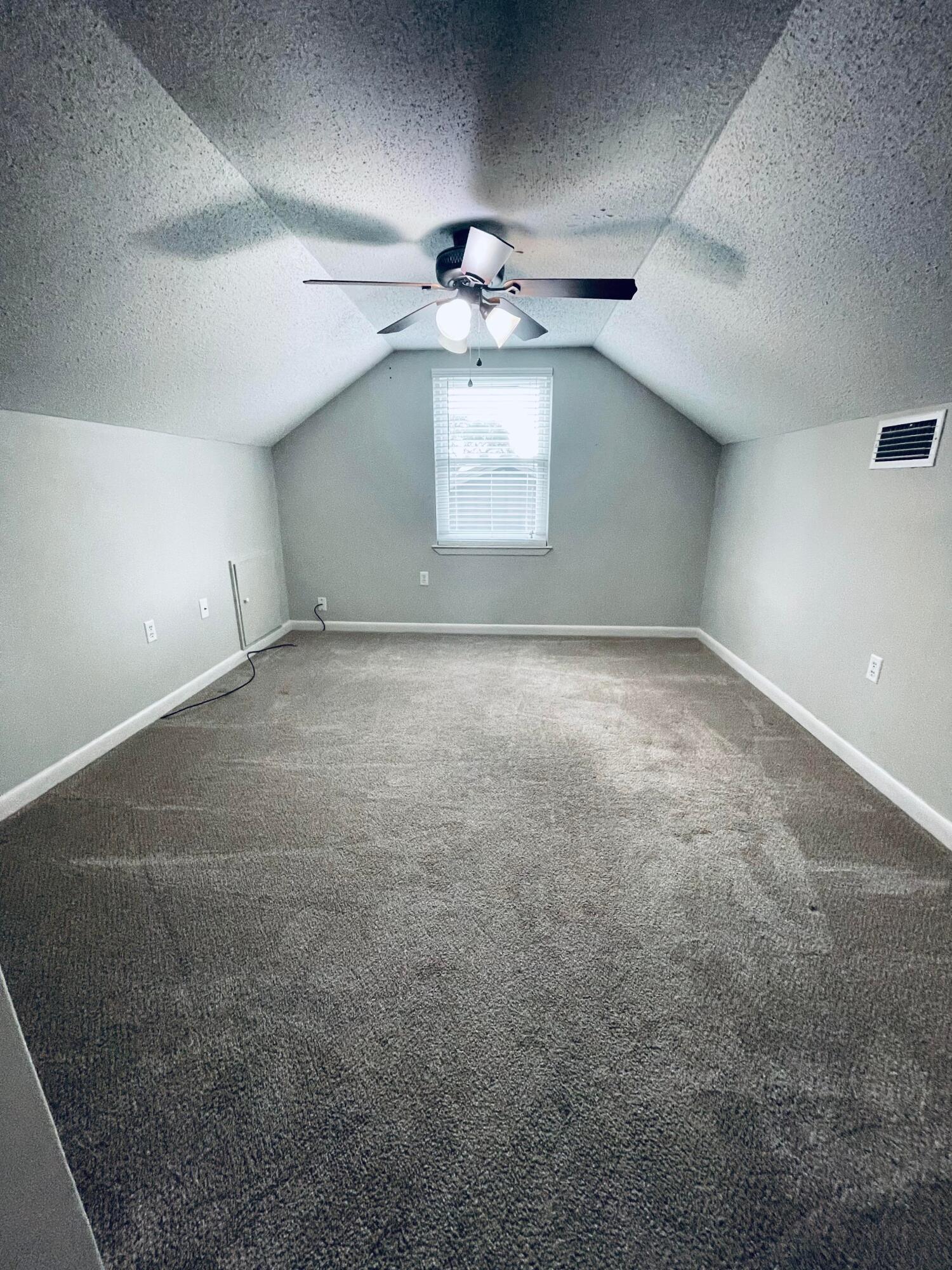 MARY ESTHER MANOR - Residential Lease