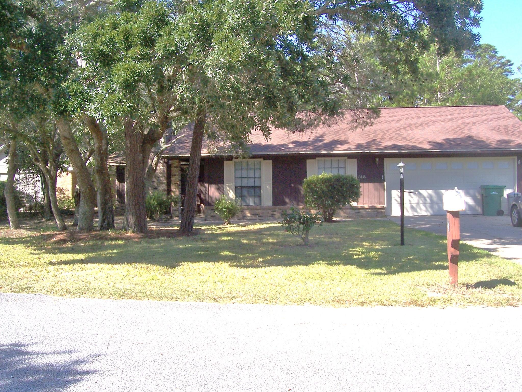 Great home in the heart of BWB. This home has upgraded kitchen cabinets, side by side refrigerator, large second bath, 2 walk in closets in master and upgraded cabinets in master bath. Back yard is not fenced, lots of trees to enjoy from your 11x13 screened porch. Over sized garage and well fed sprinkler system finish off this home a make it a must see! Available March 12th. Owner will considered pets(no male cats and dog must be less than 20lbs) with a $255 non refundable pet fee. Pet must be spayed/neutered and housebroken!! Sorry NO smoking! Any person 18 years or older must complete separate applications and pay separate application fees.