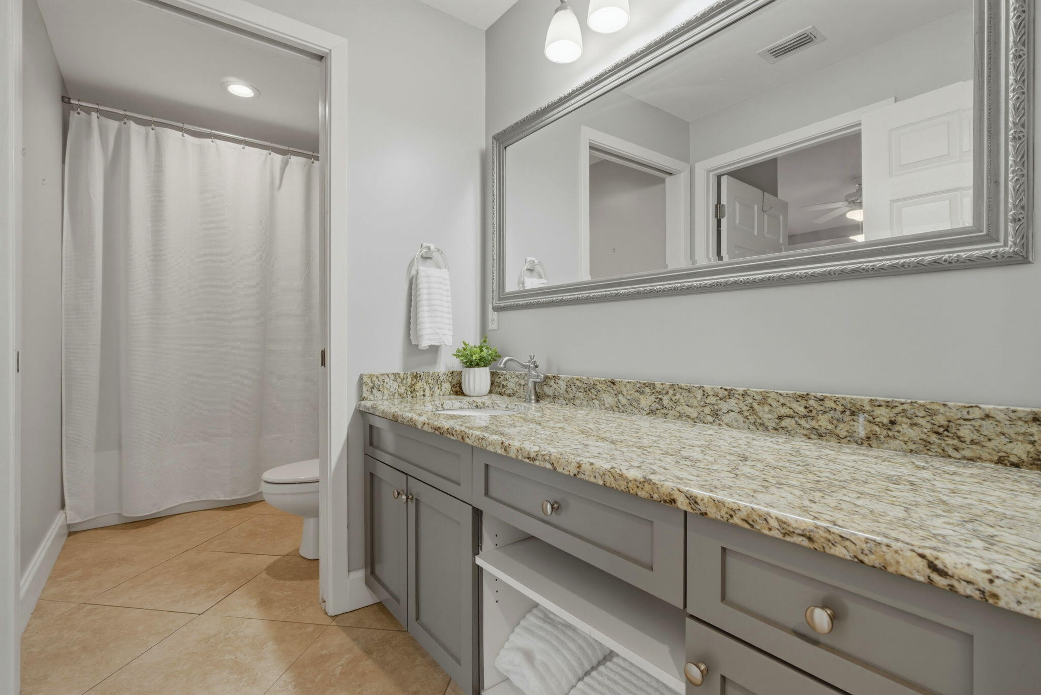 NAVARRE BEACH REGENCY CONDO - Residential