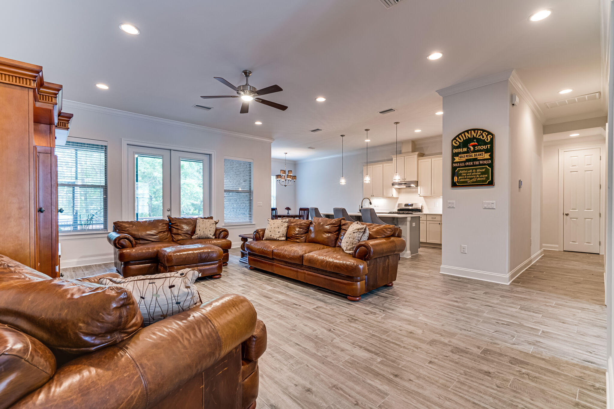 HUNTINGTON S/D PH 3 - Residential Lease
