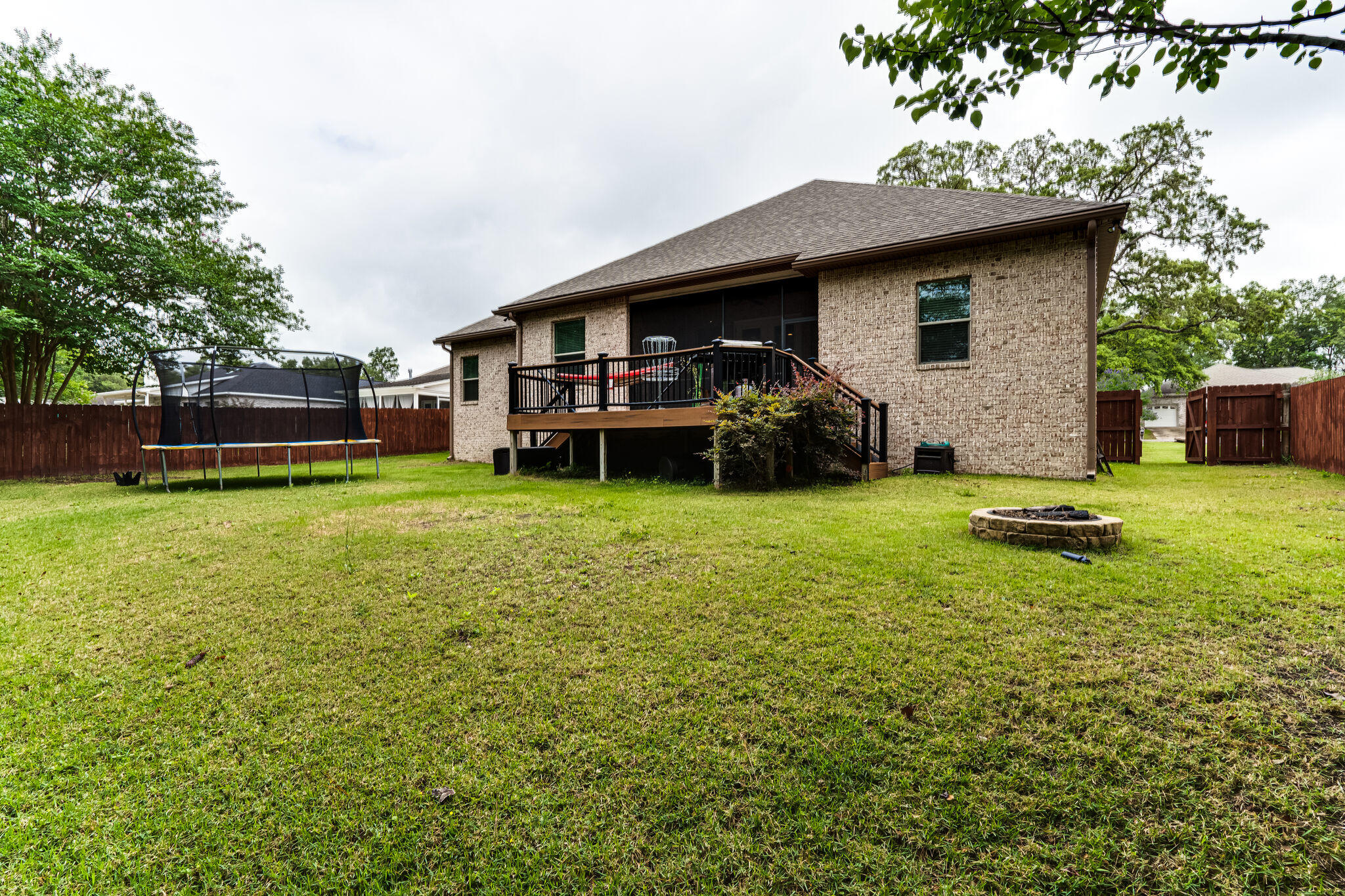 HUNTINGTON S/D PH 3 - Residential Lease
