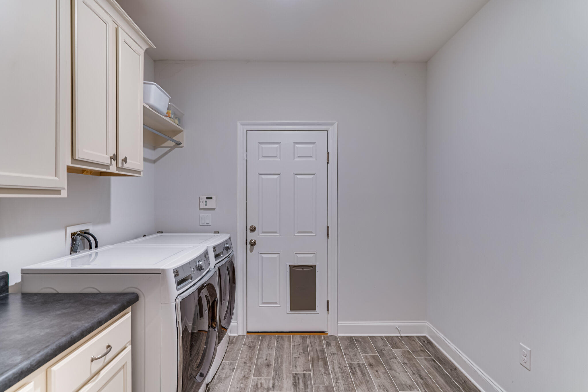 HUNTINGTON S/D PH 3 - Residential Lease