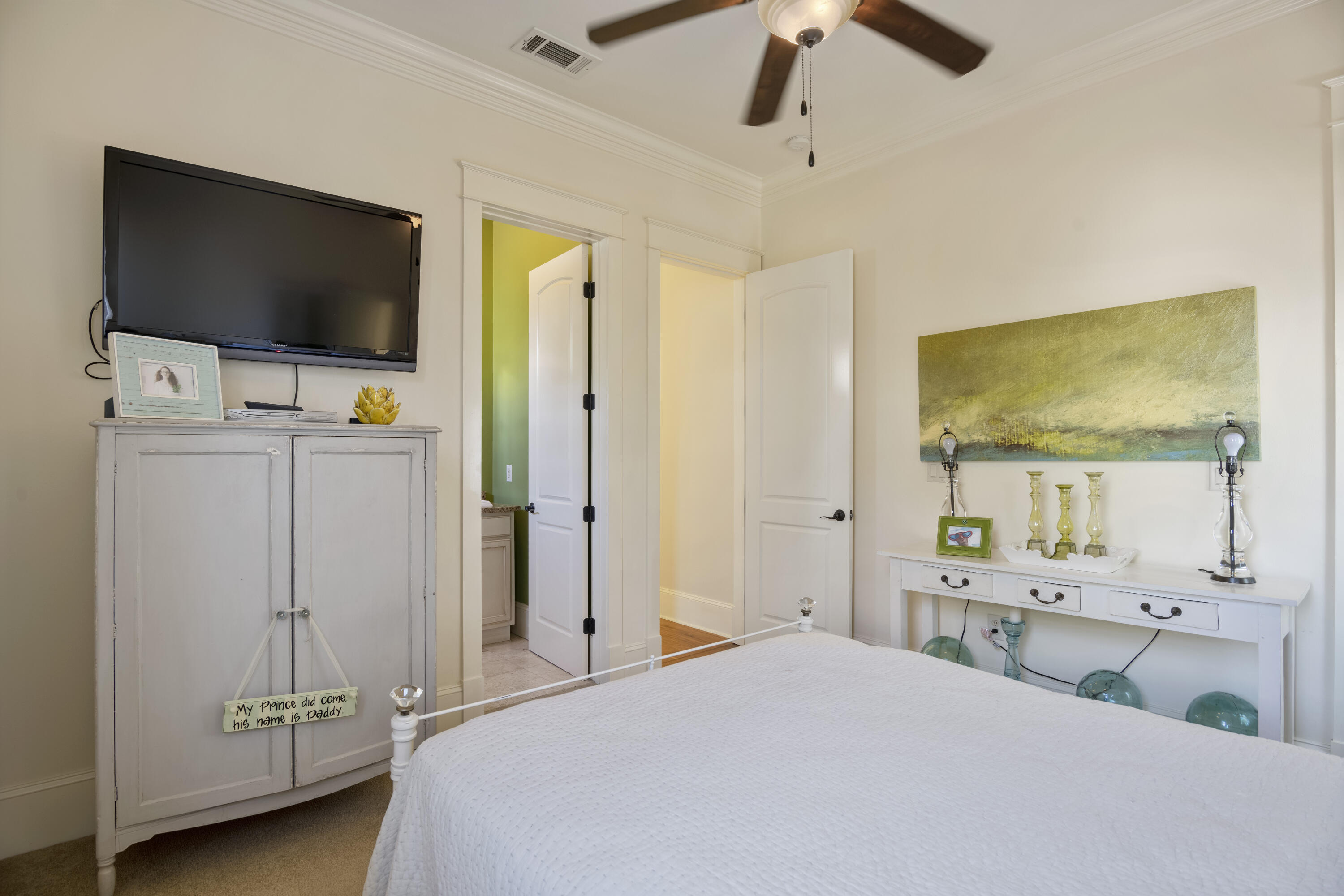 EMERALD WATERS VILLAGE - Residential