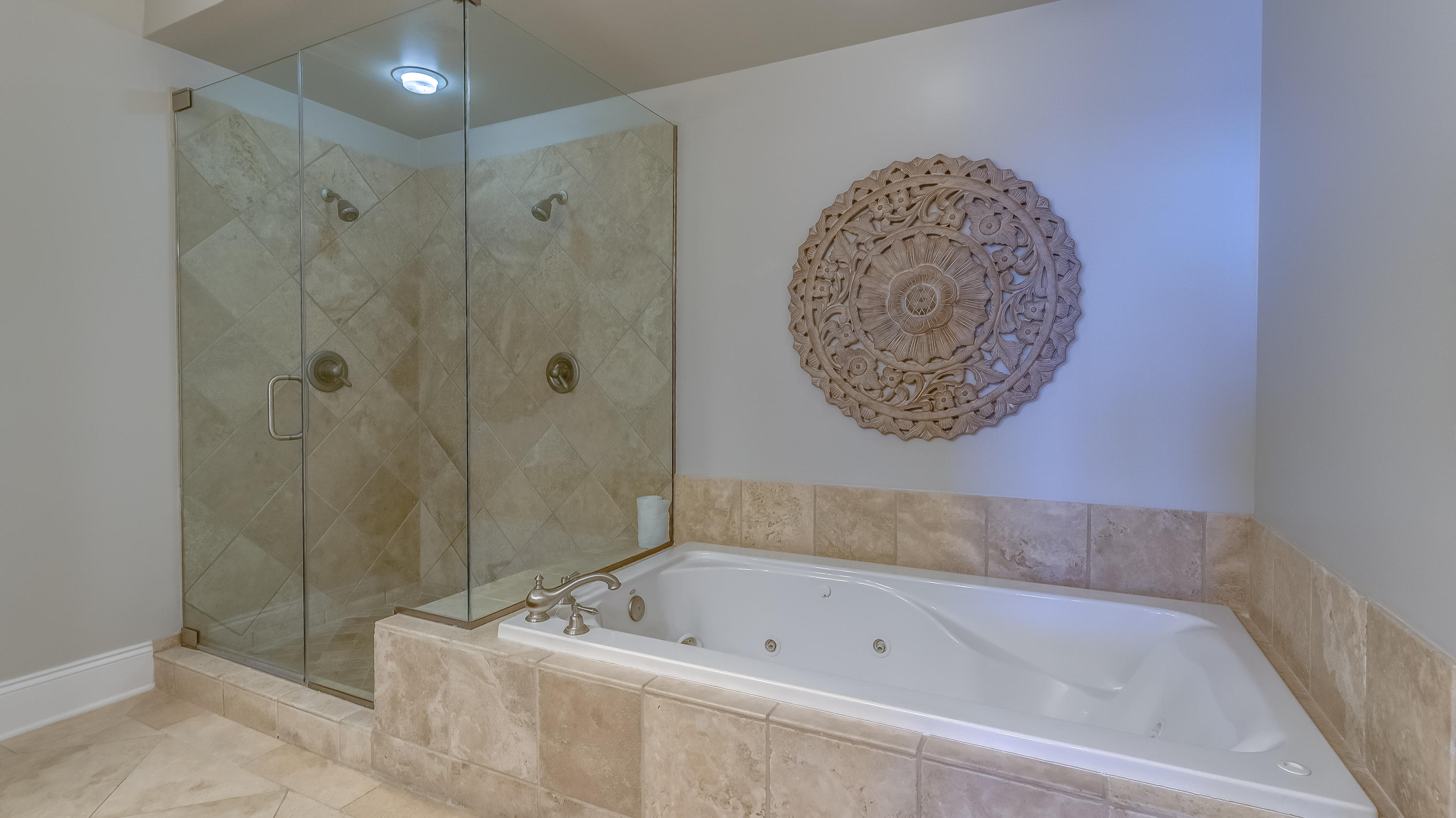 ADAGIO - Residential
