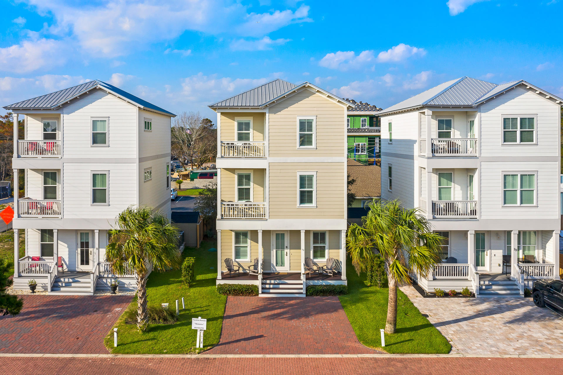 SOUTH SHORES - Residential