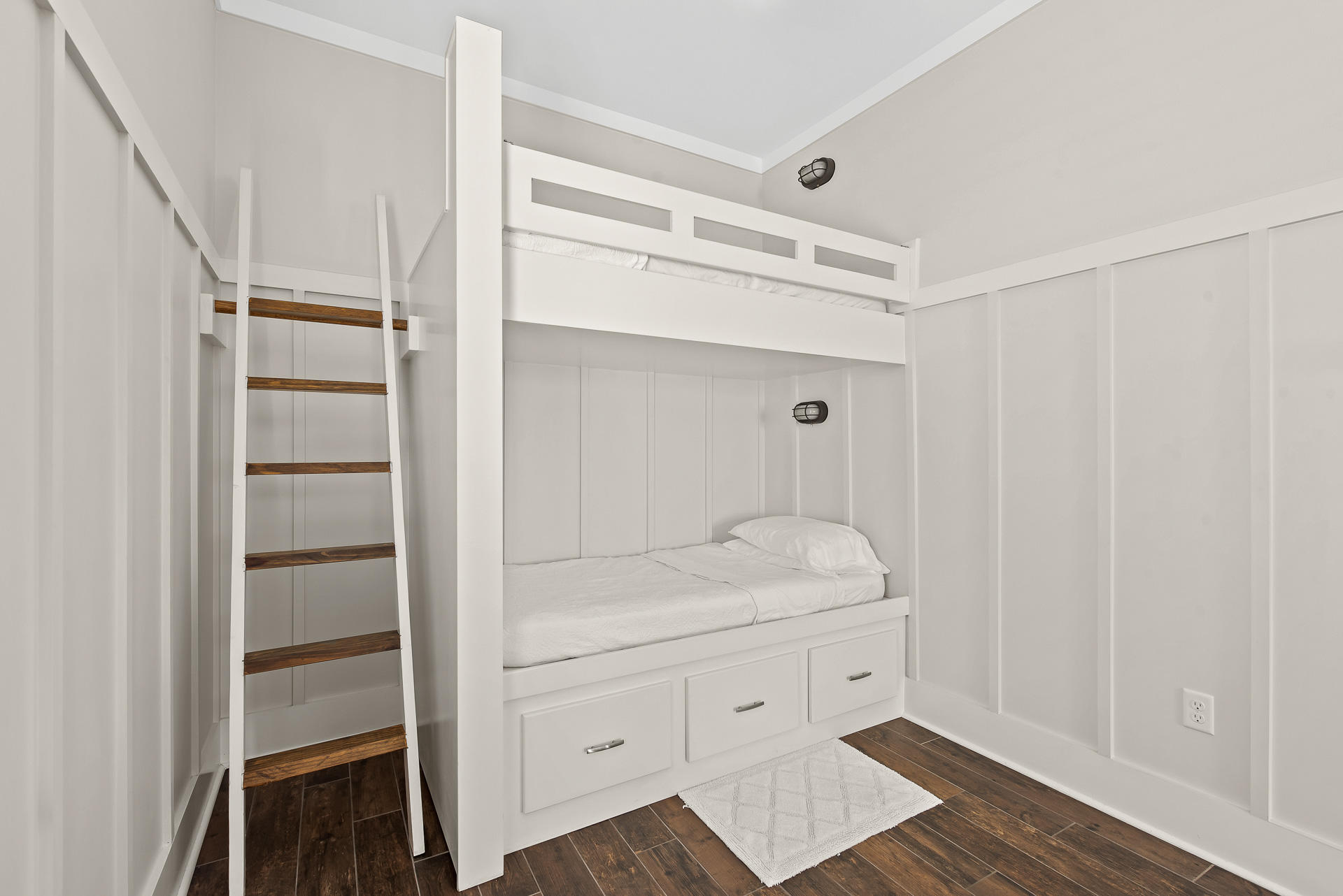 SOUTH SHORES - Residential