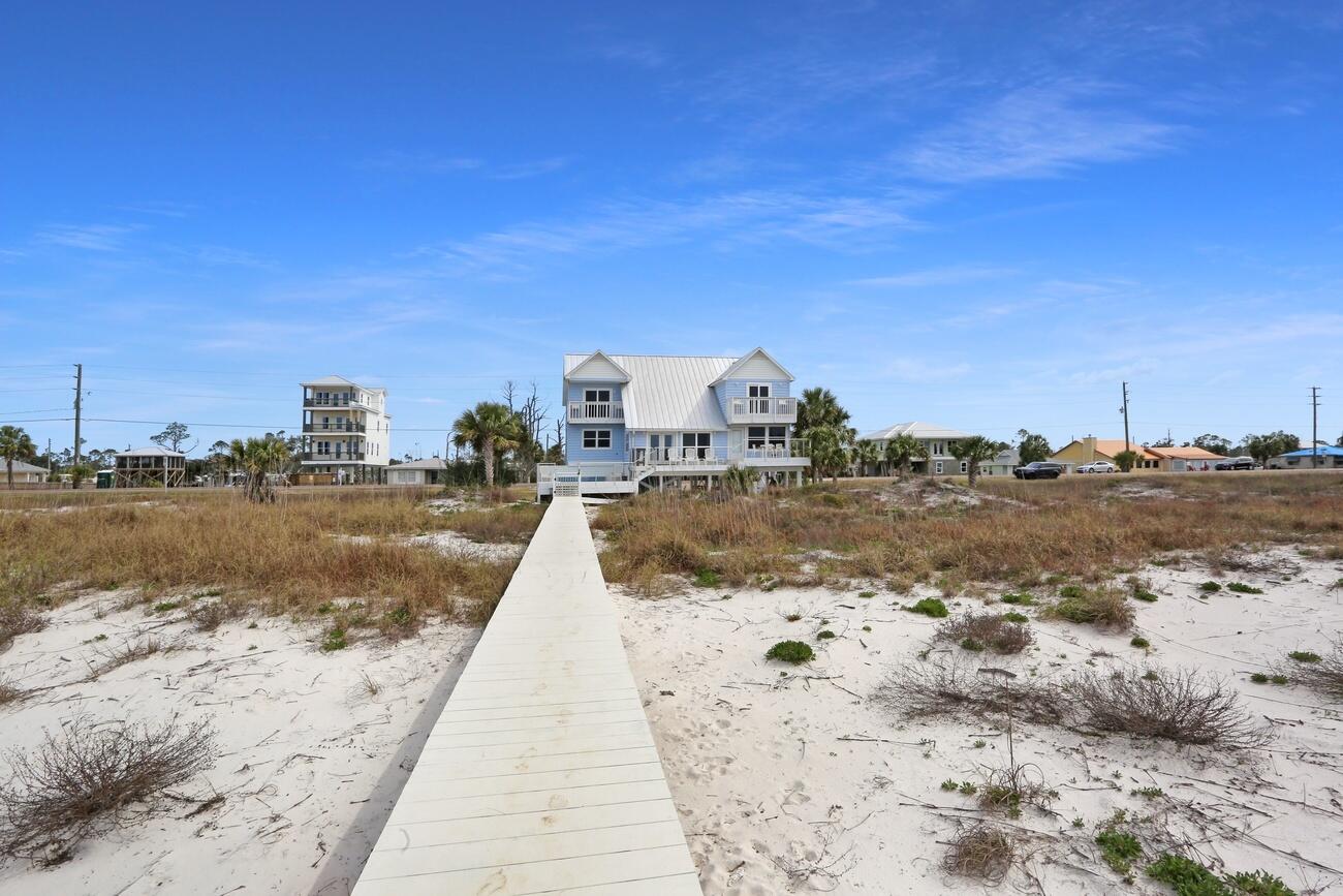 NO RECORDED SUBDIVISION - Residential