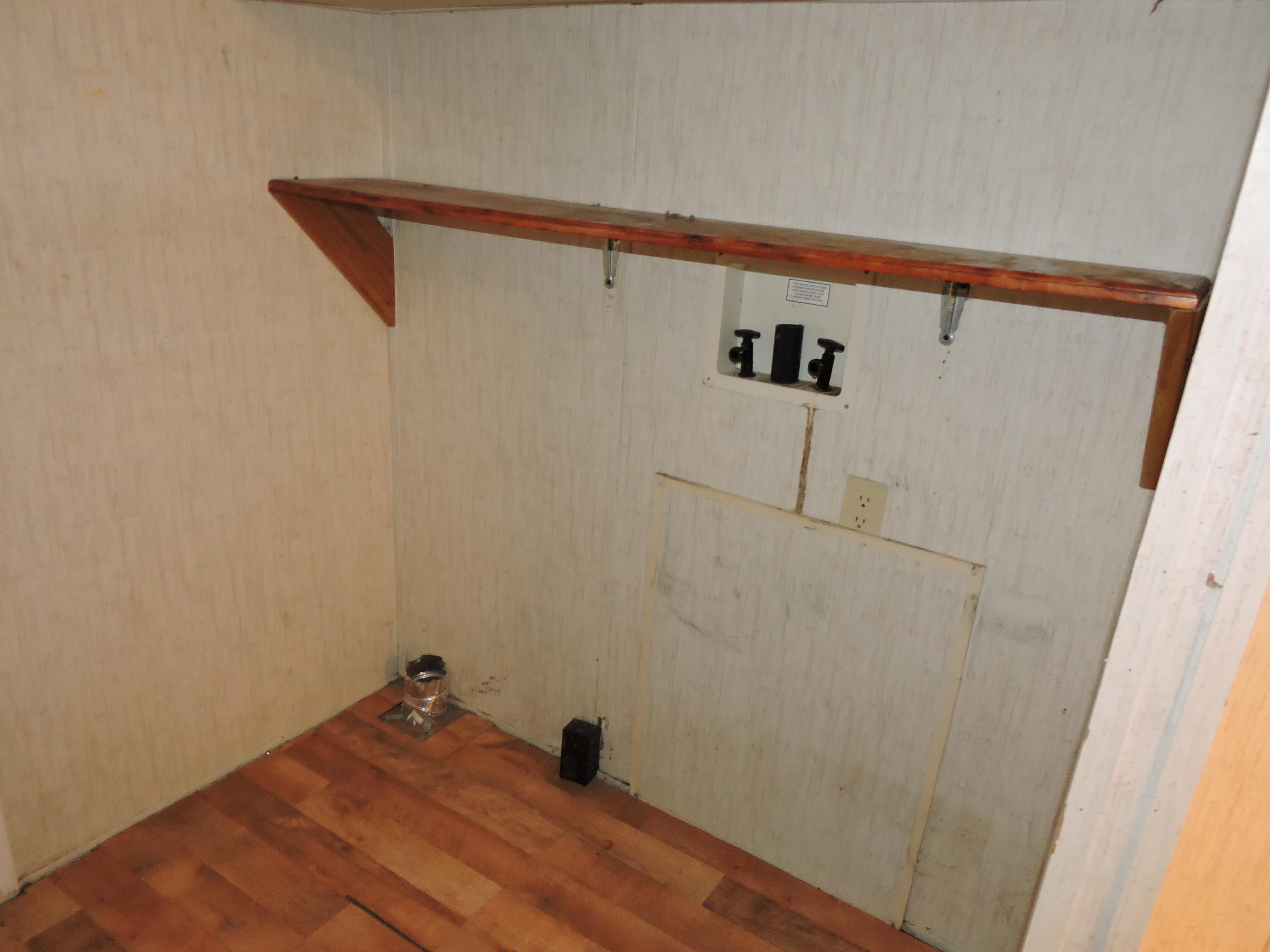 METES & BOUNDS - Residential Lease